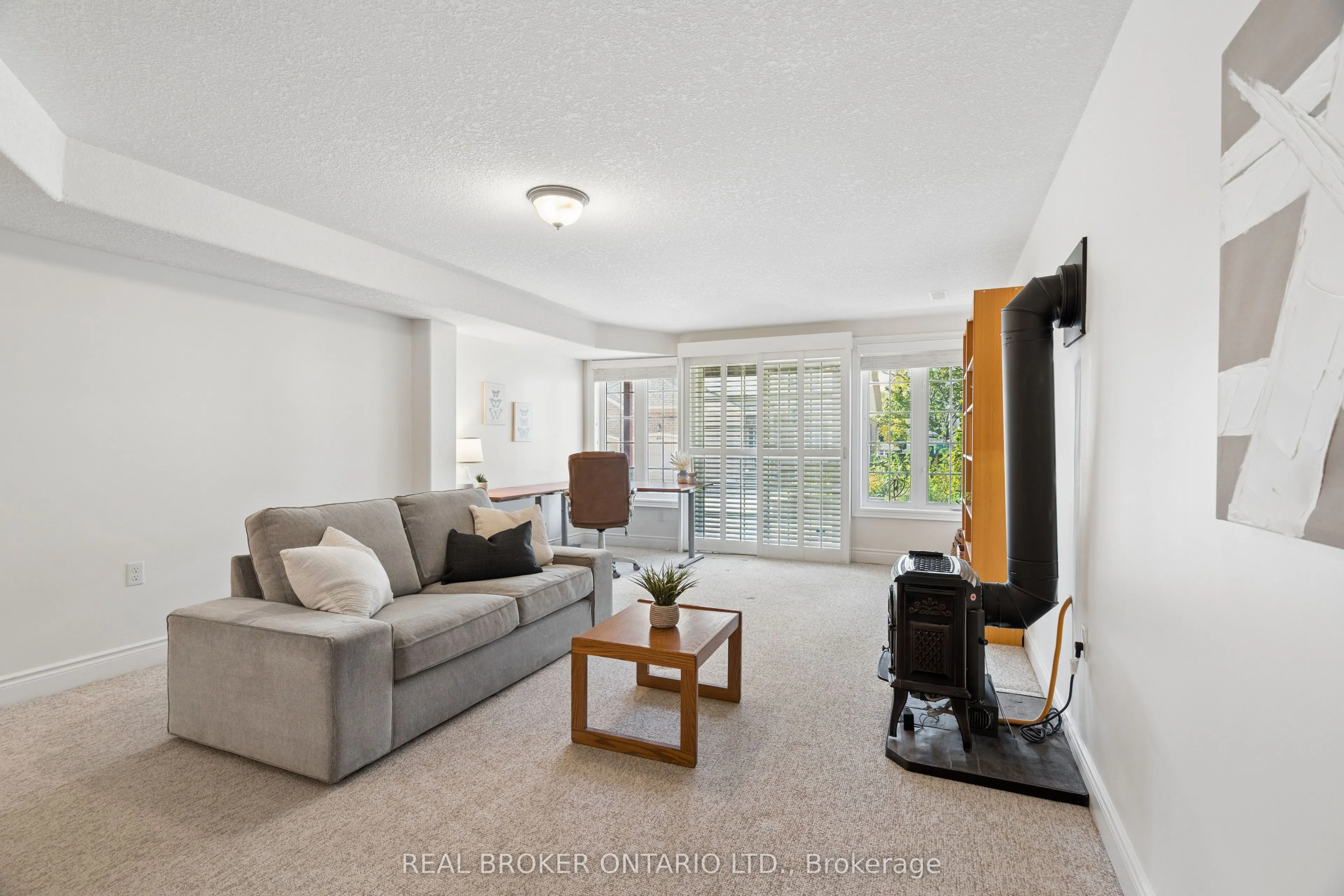 195 Jolliffe Avenue