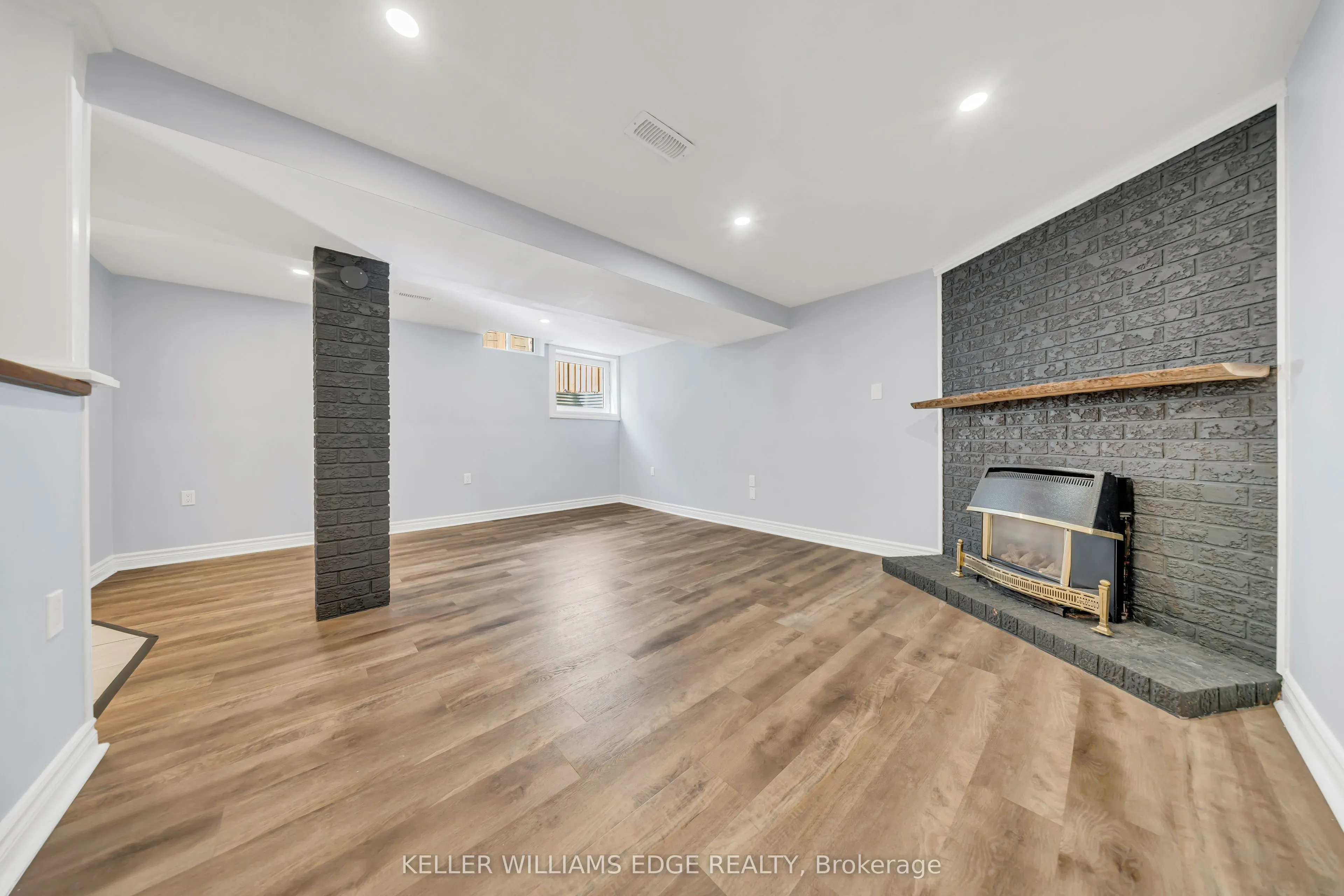 195 Fife Road