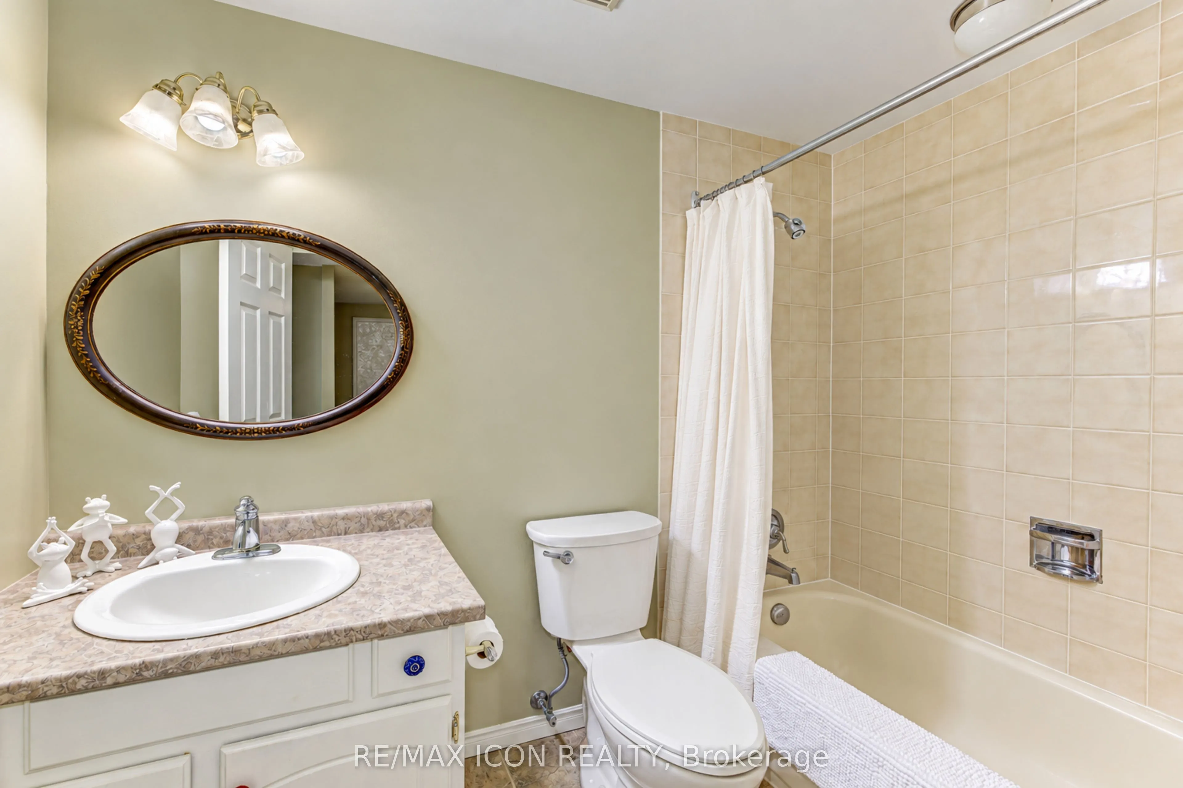 406 Craigleith Drive #3