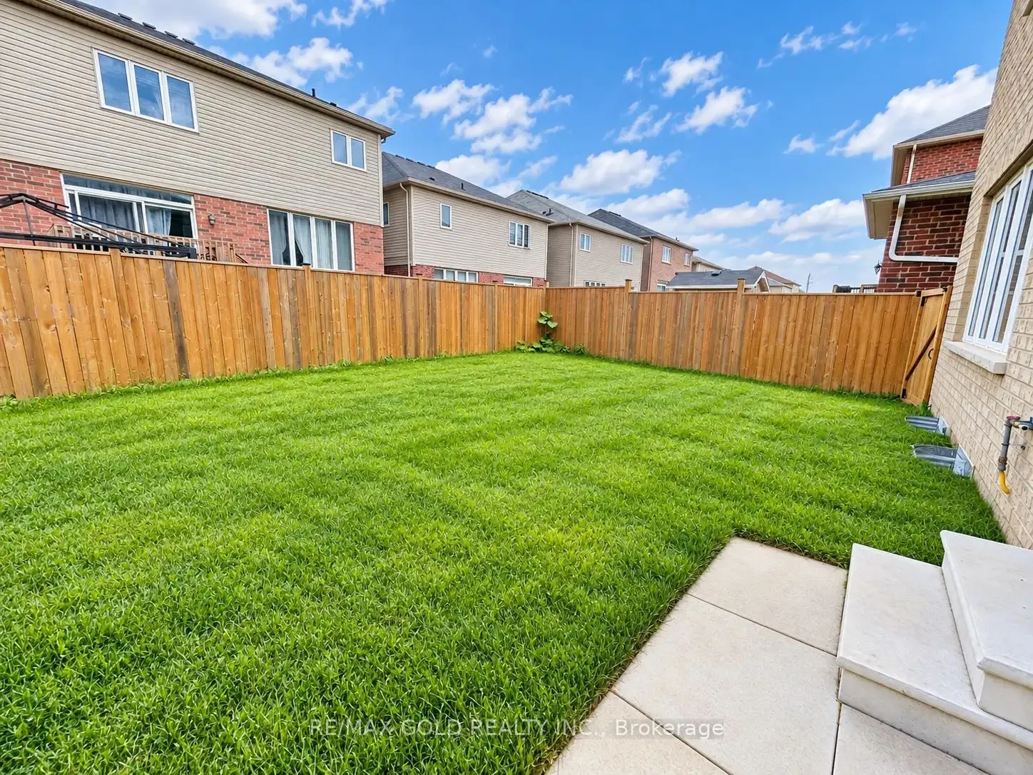 26 Alexandra Drive