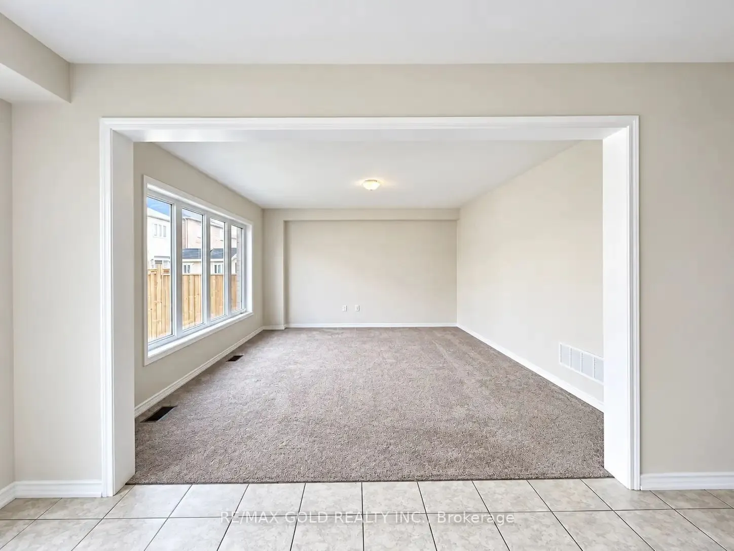 26 Alexandra Drive