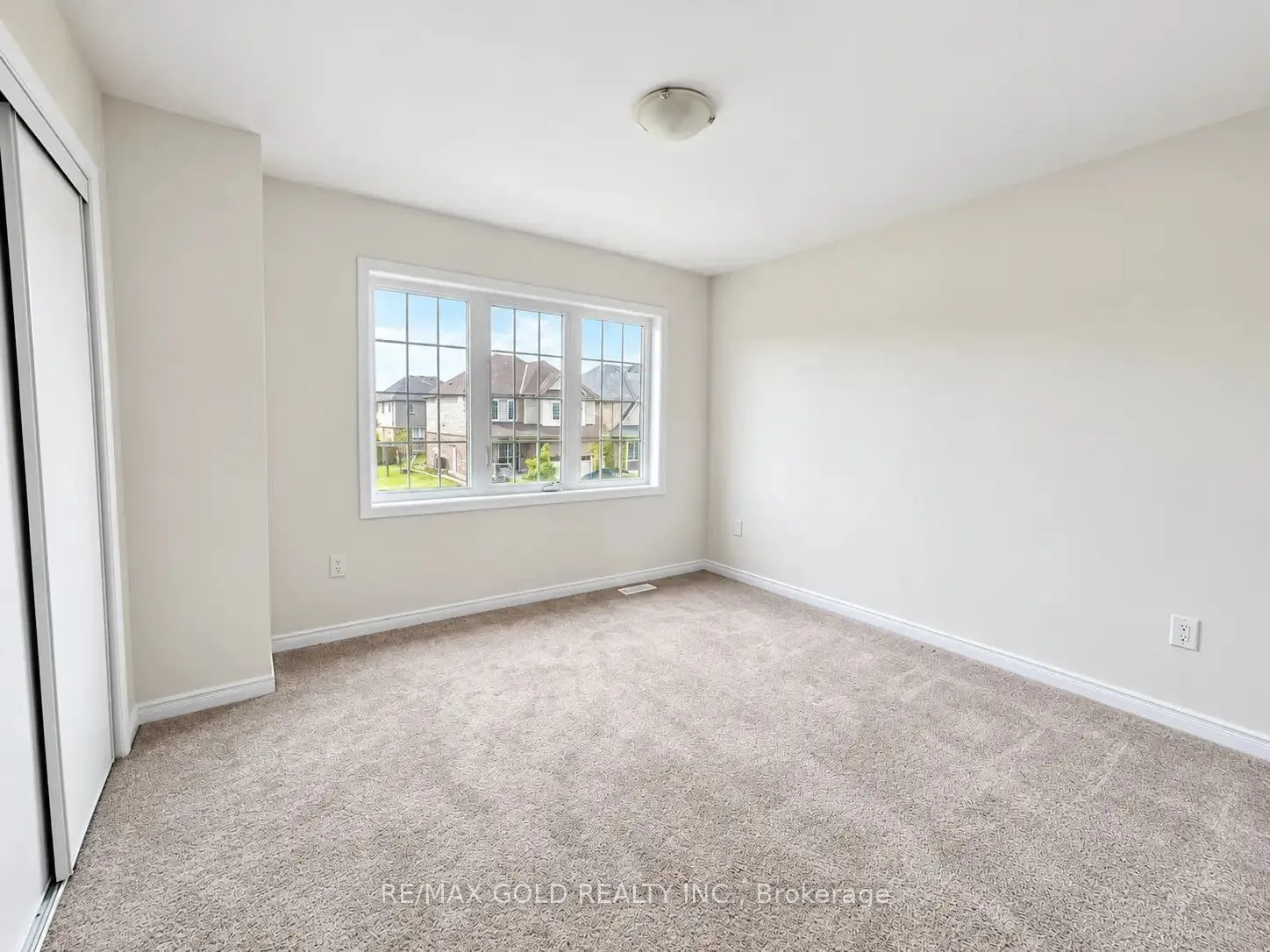 26 Alexandra Drive
