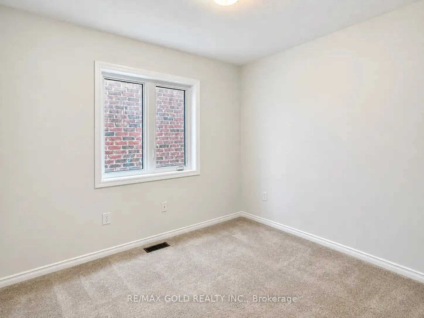 26 Alexandra Drive