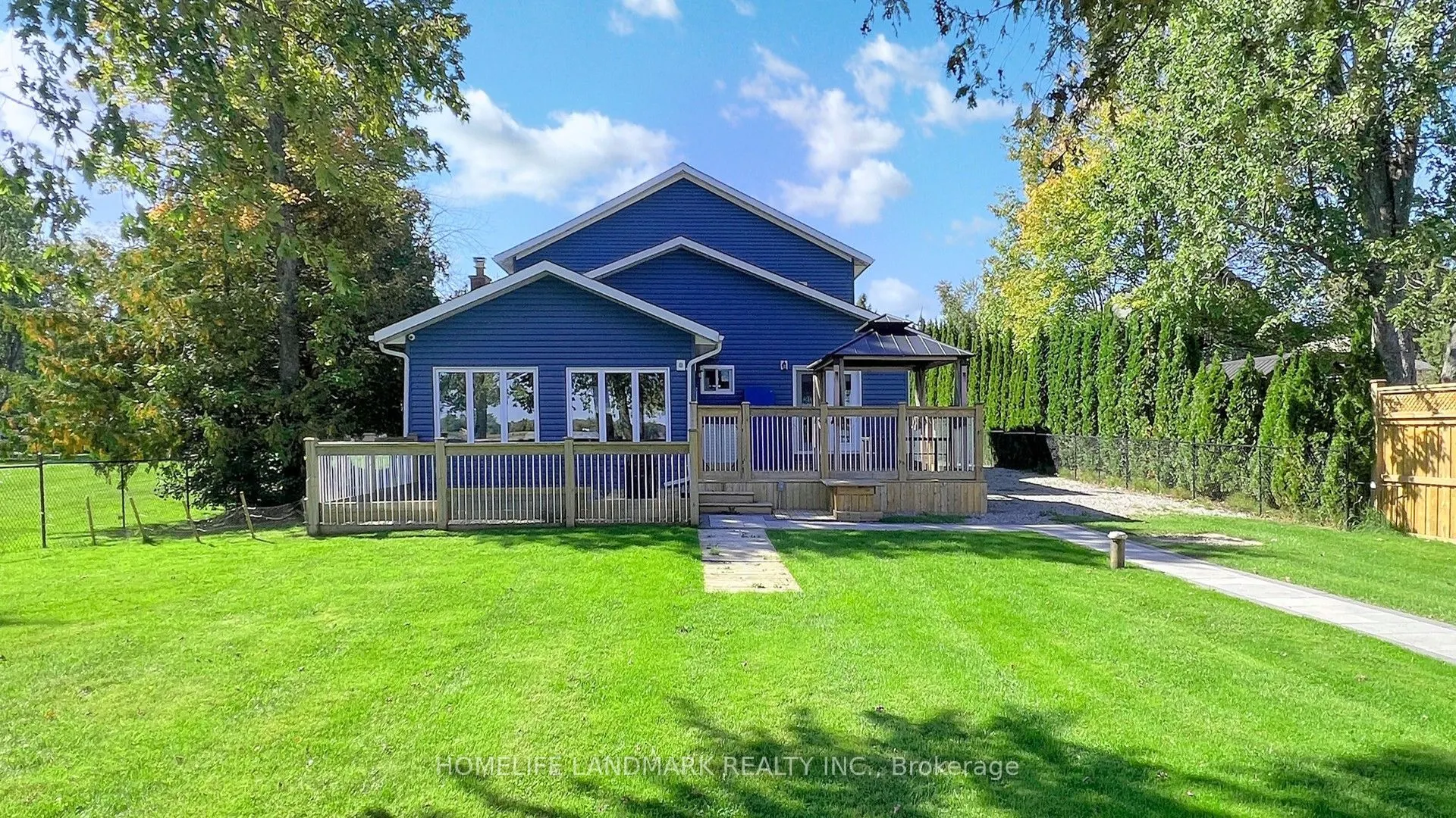 208 Lakeshore Drive