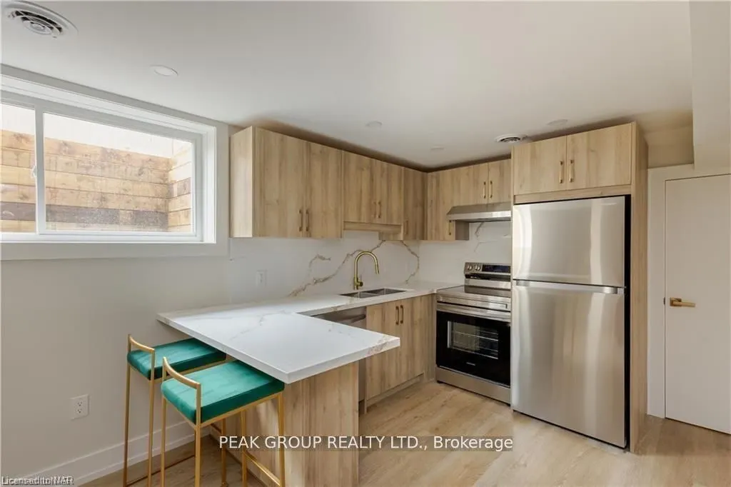 43A Grandview Drive #Lower