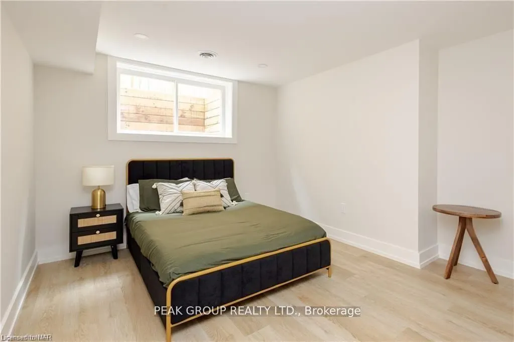 43A Grandview Drive #Lower