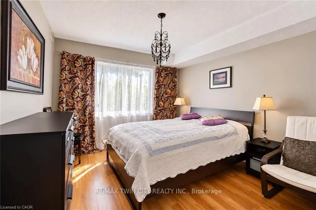 15 HOFSTETTER Avenue #306