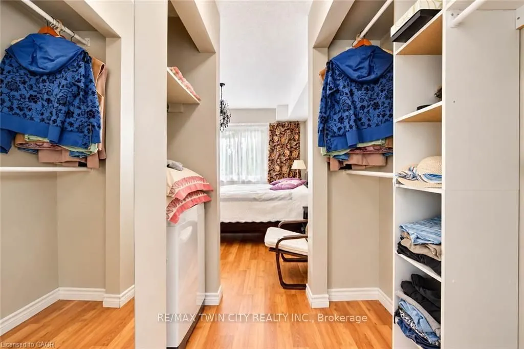 15 HOFSTETTER Avenue #306