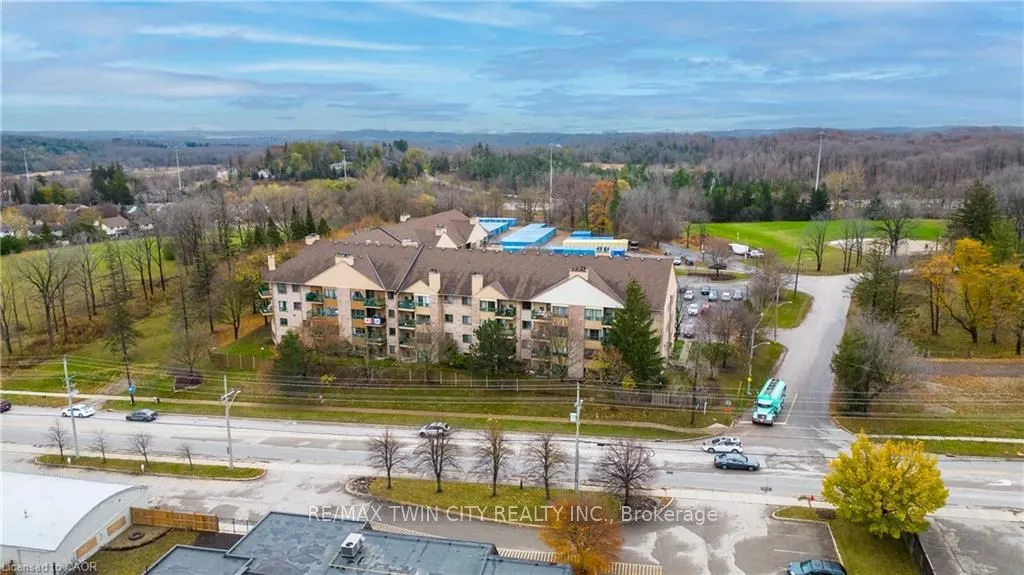 15 HOFSTETTER Avenue #306
