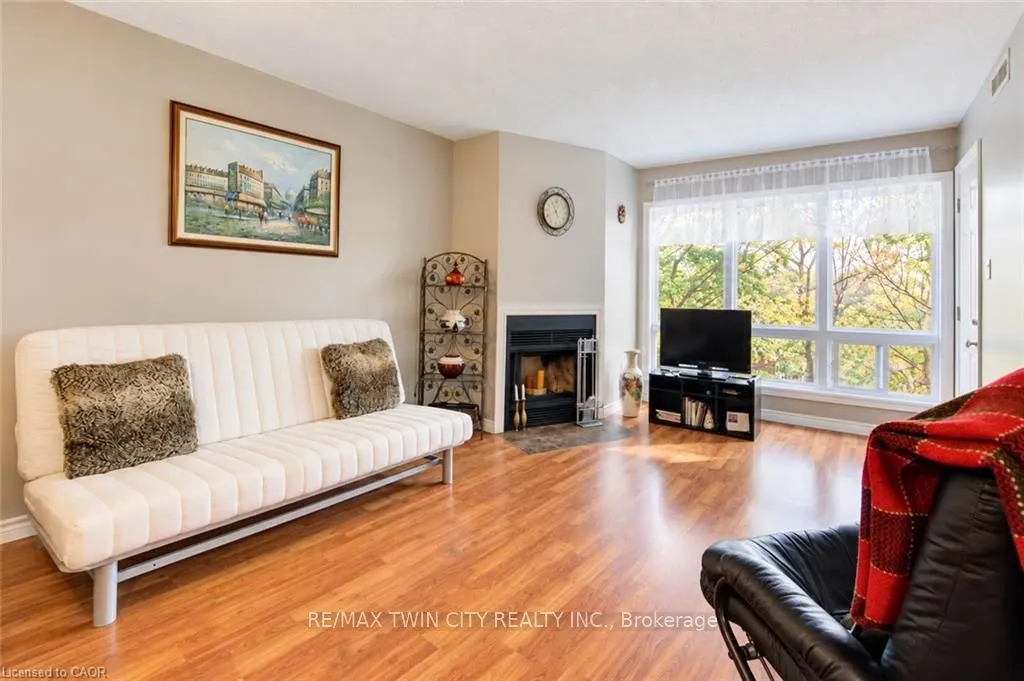 15 HOFSTETTER Avenue #306