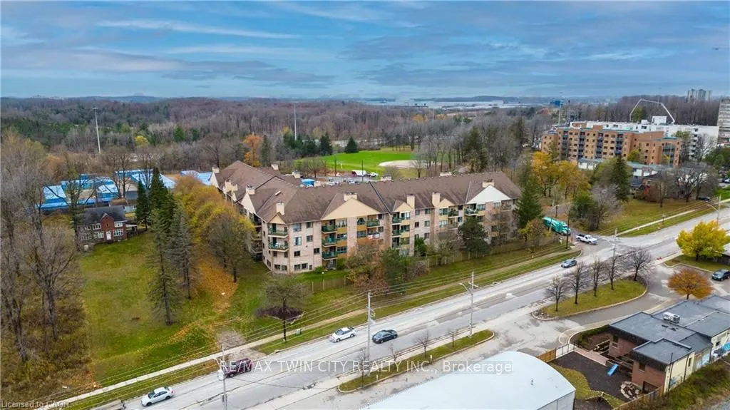 15 HOFSTETTER Avenue #306