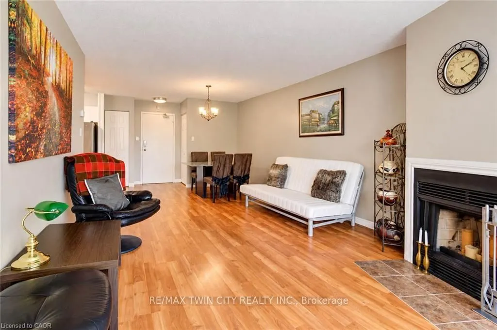15 HOFSTETTER Avenue #306