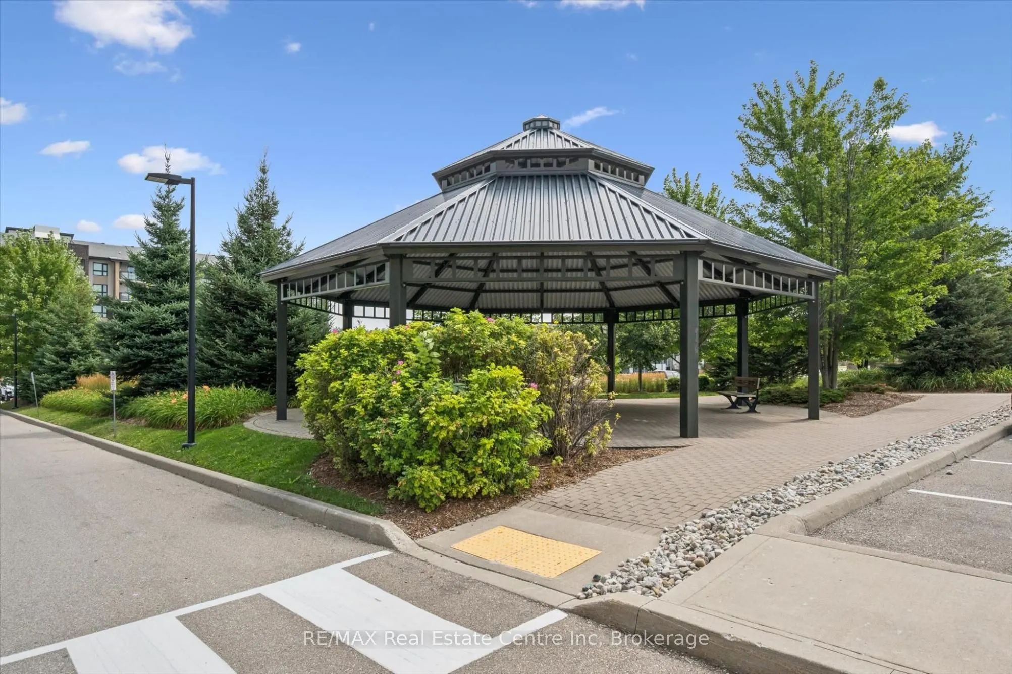 25 KAY Crescent #103
