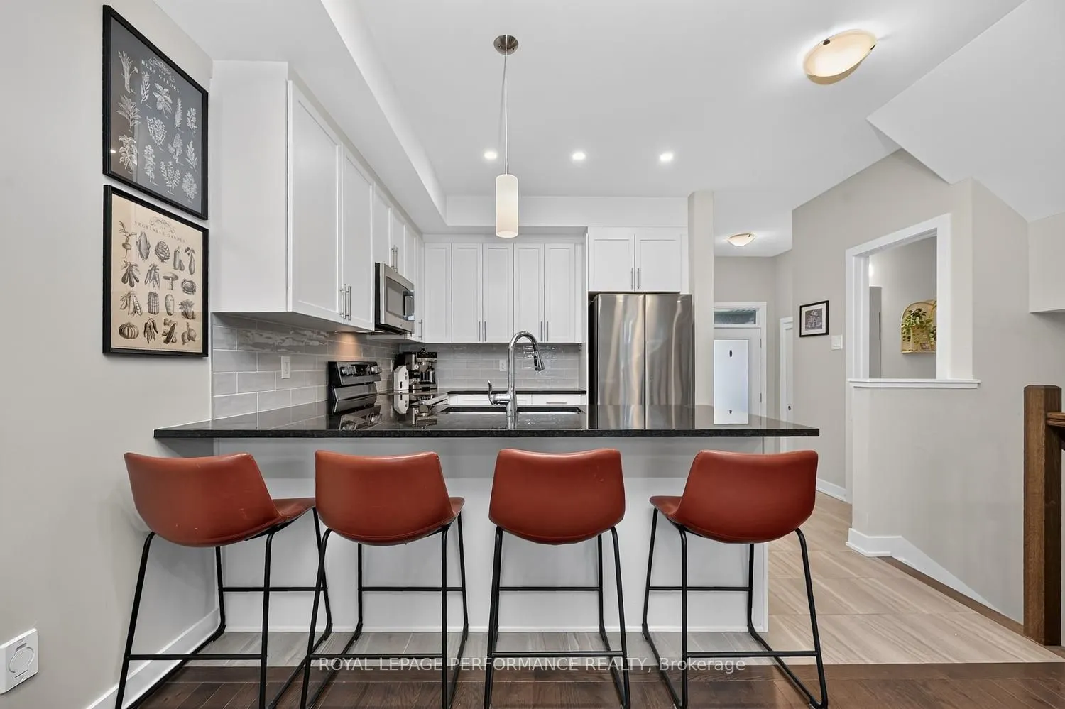 1016 Kijik Crescent
