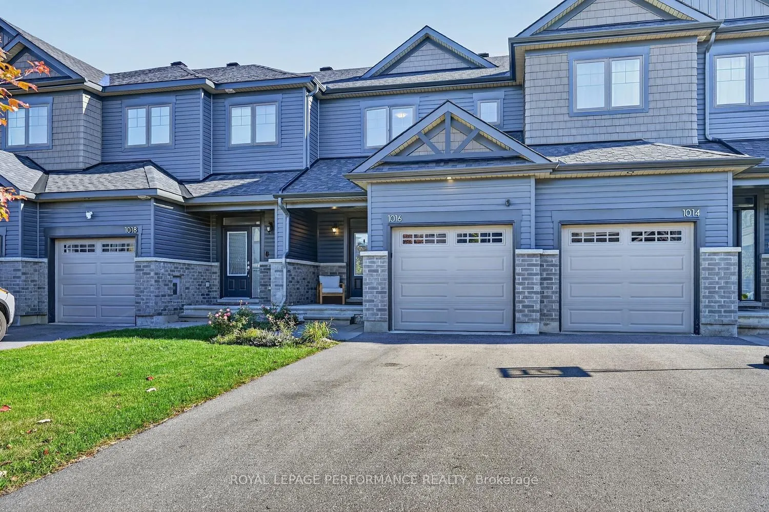 1016 Kijik Crescent