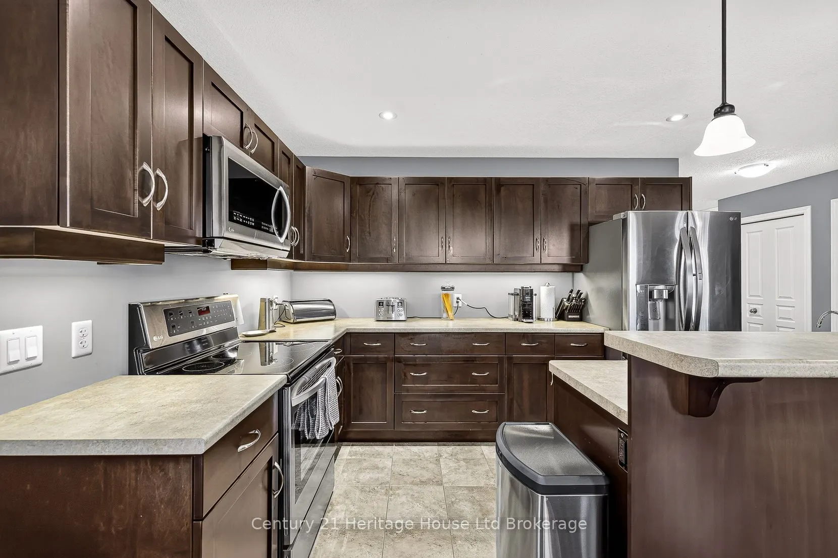 1028 Alberni Road