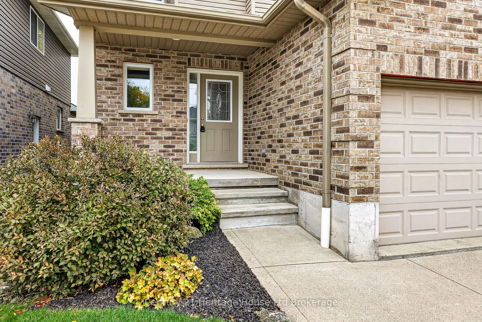 1028 Alberni Road
