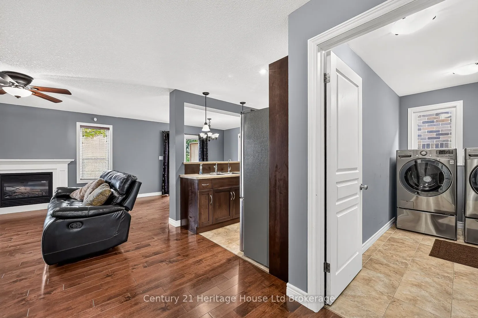 1028 Alberni Road