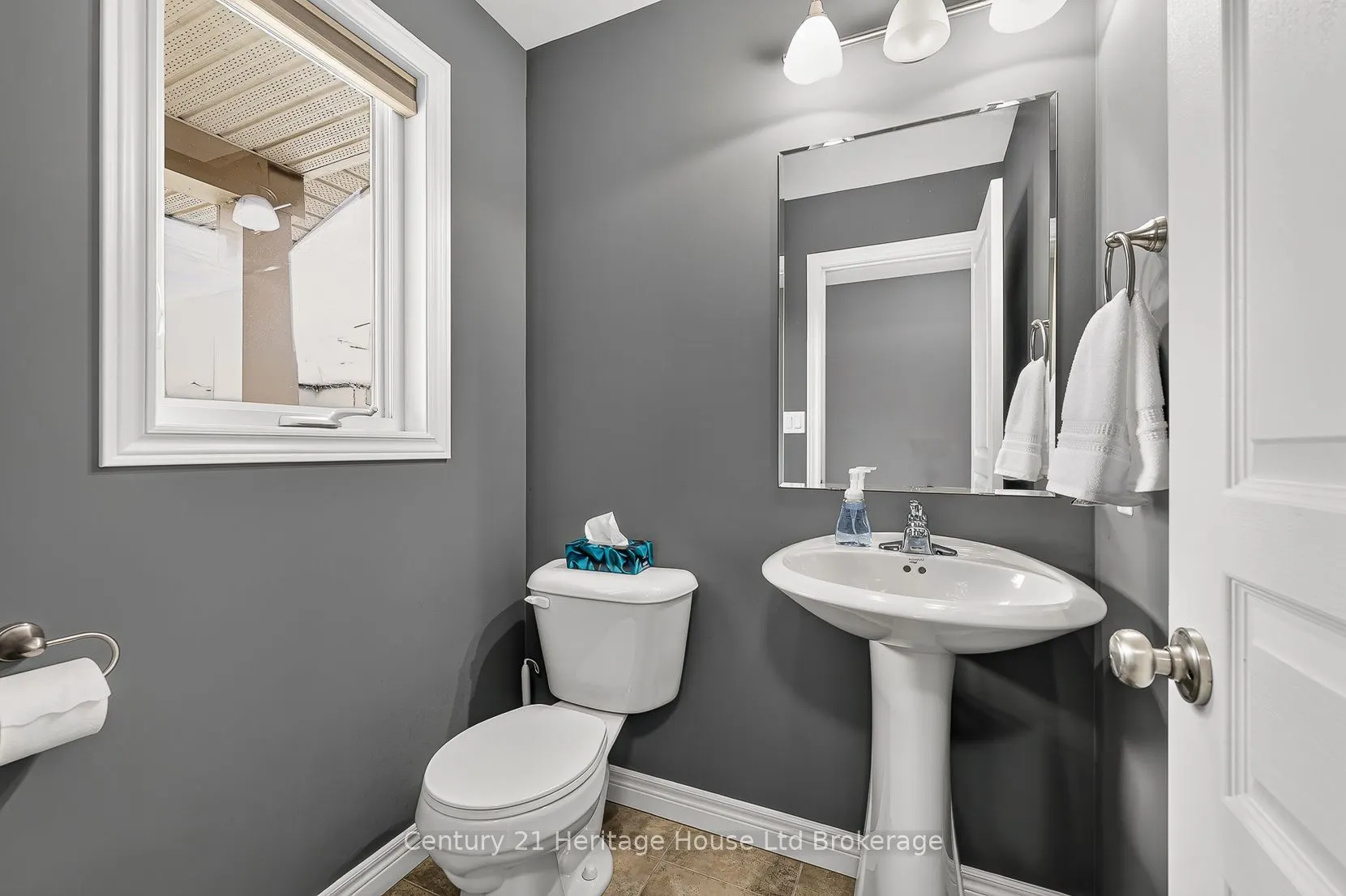 1028 Alberni Road