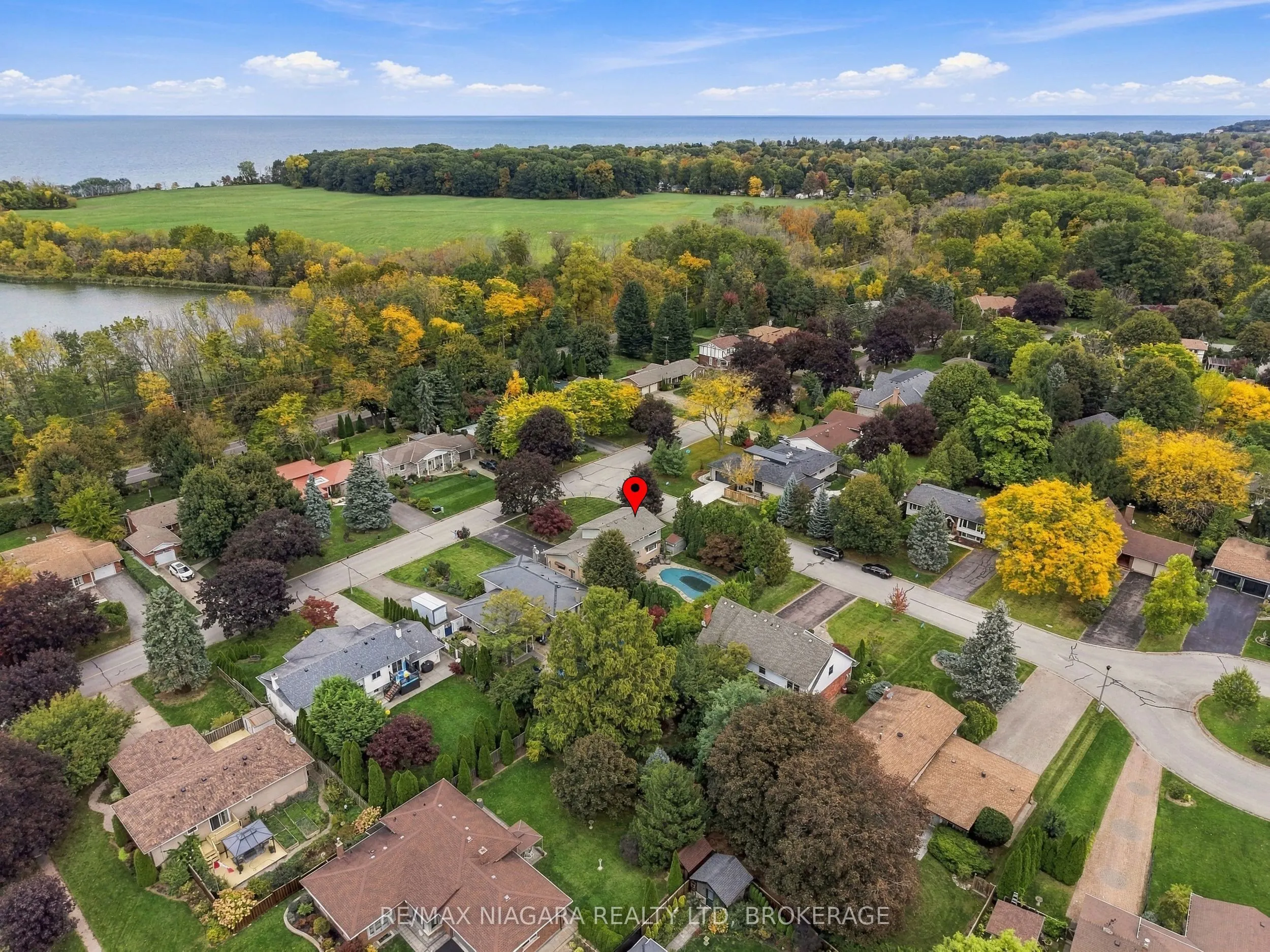 7 COLONEL BUTLER Crescent