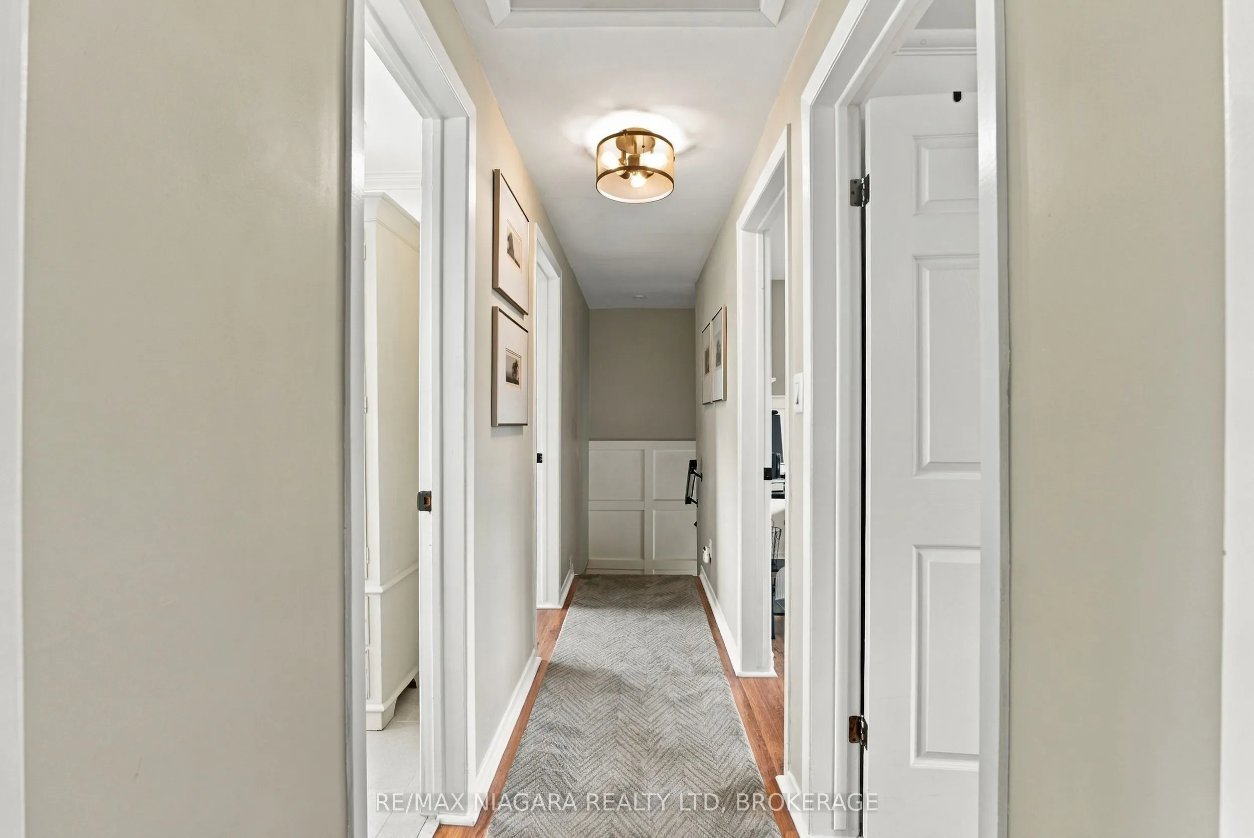 7 COLONEL BUTLER Crescent