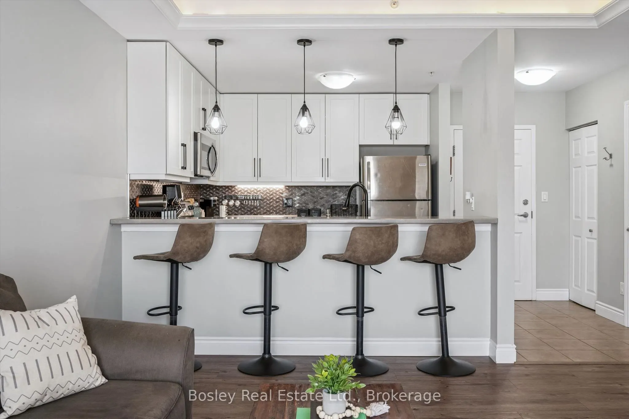 2 Colonial Drive #314