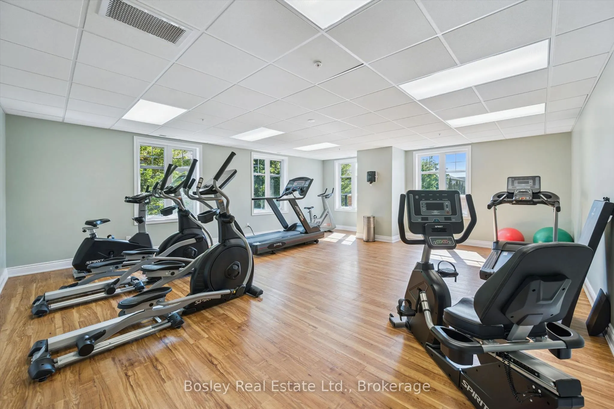 2 Colonial Drive #314