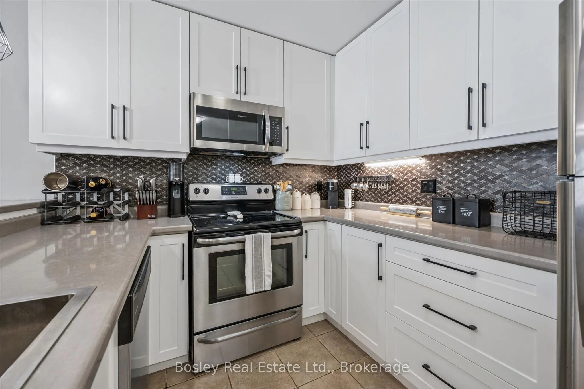 2 Colonial Drive #314