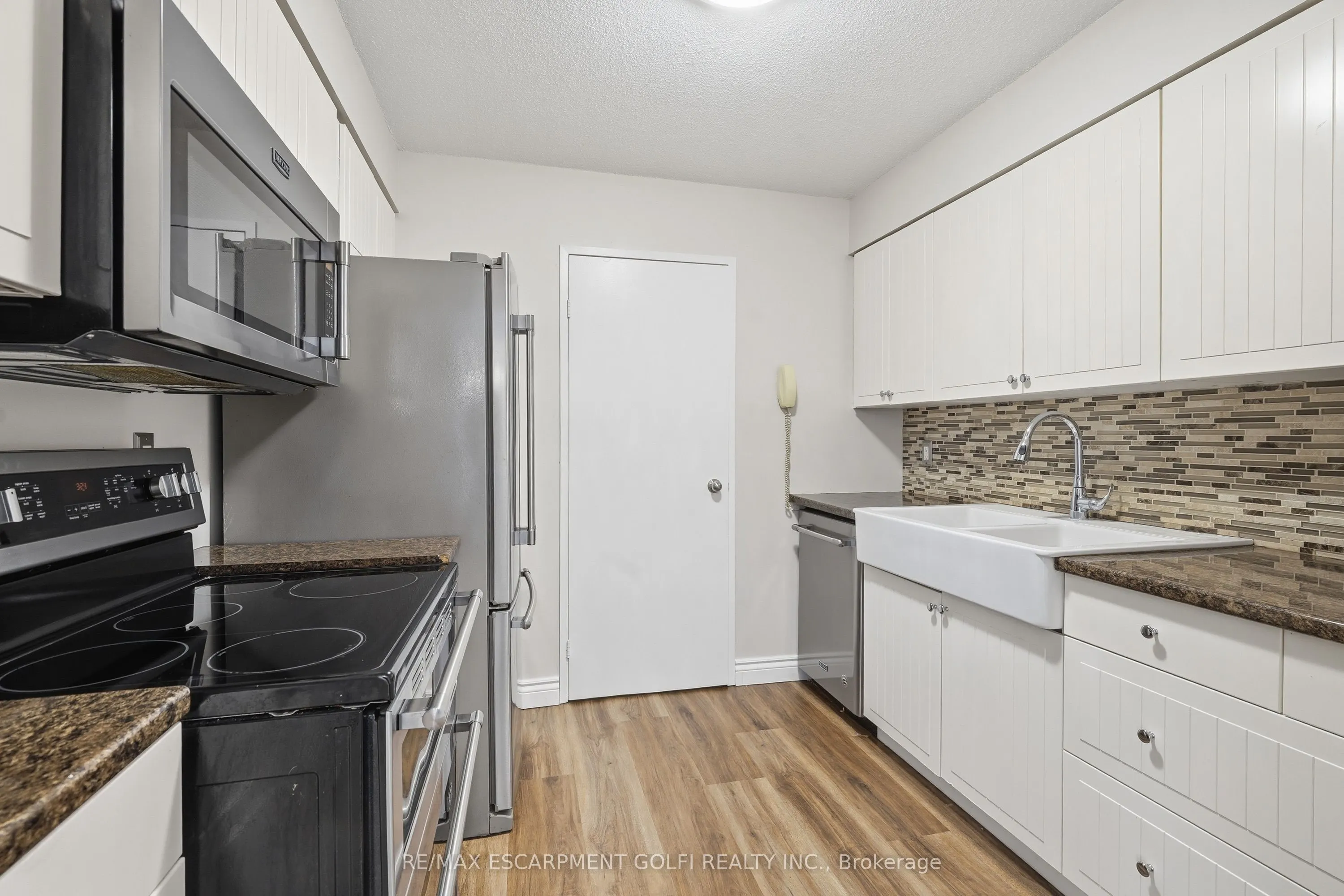 7 Gale Crescent #B3