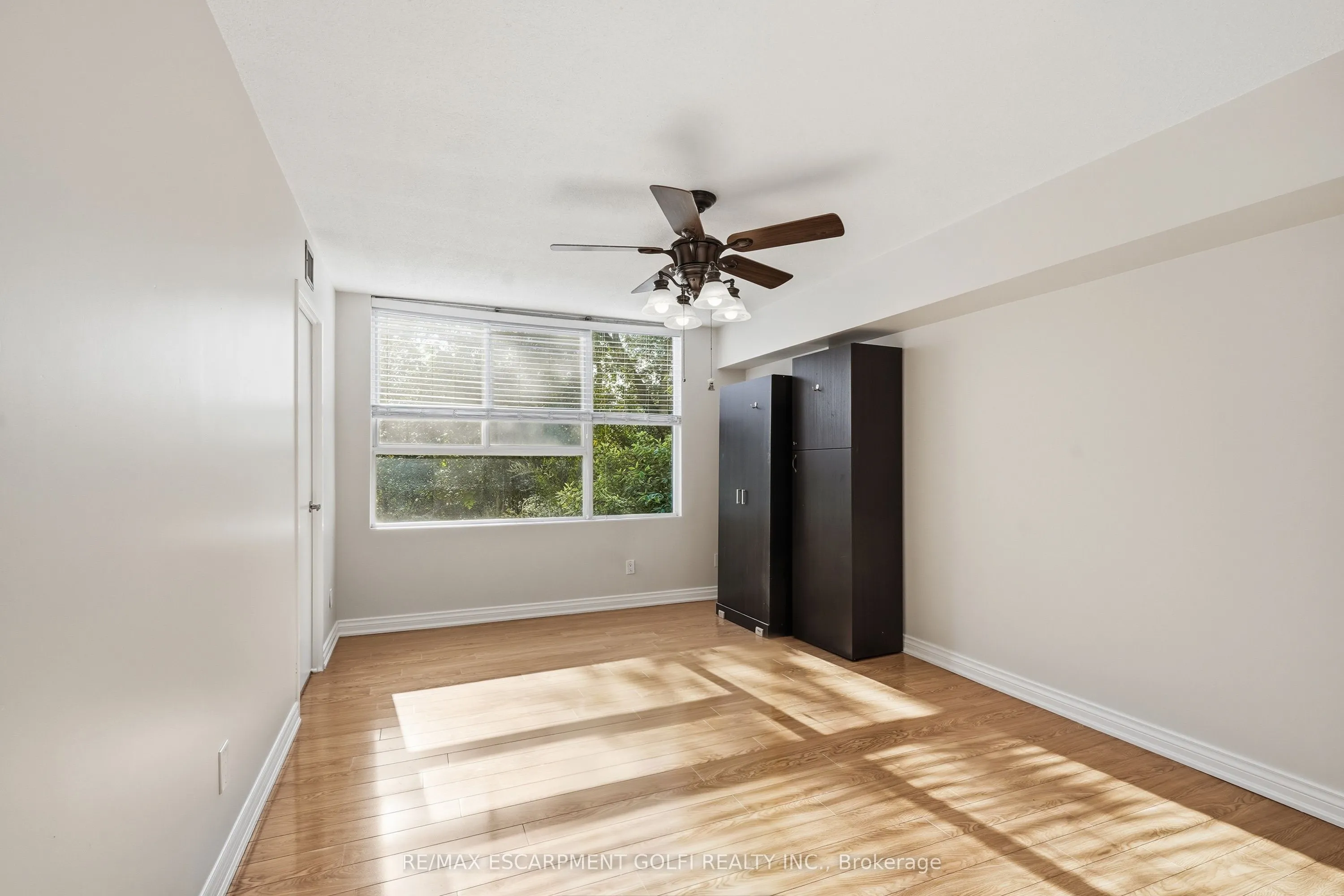 7 Gale Crescent #B3