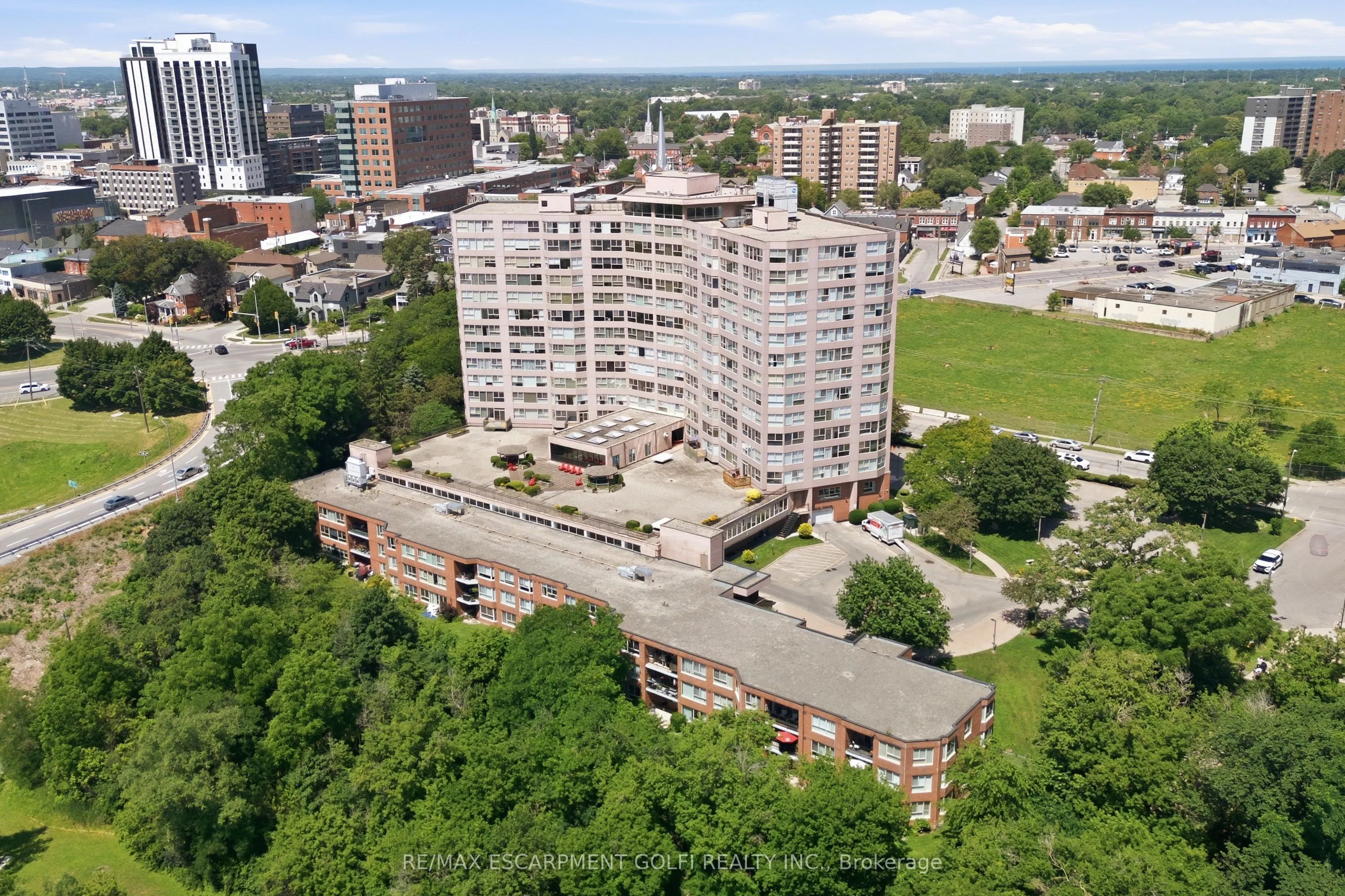 7 Gale Crescent #B3