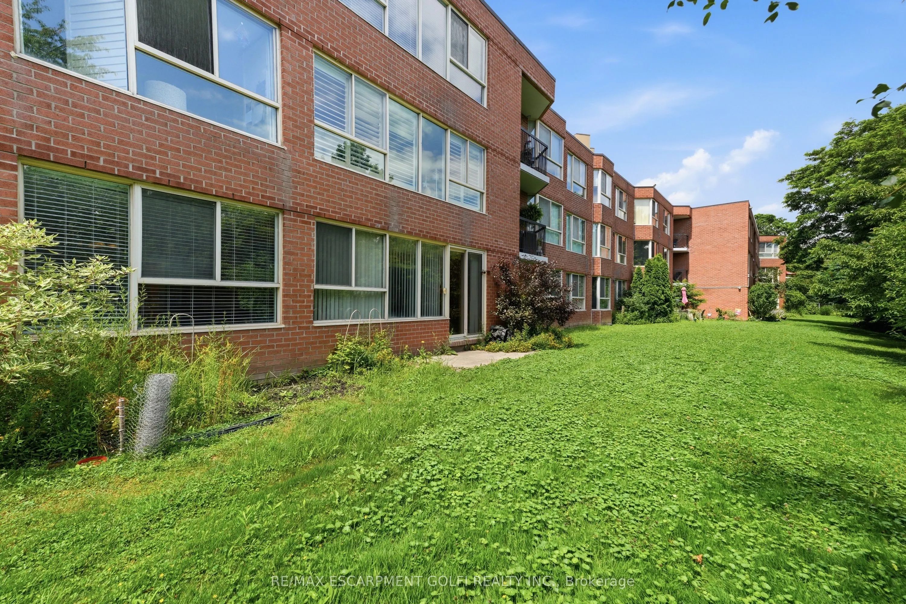7 Gale Crescent #B3