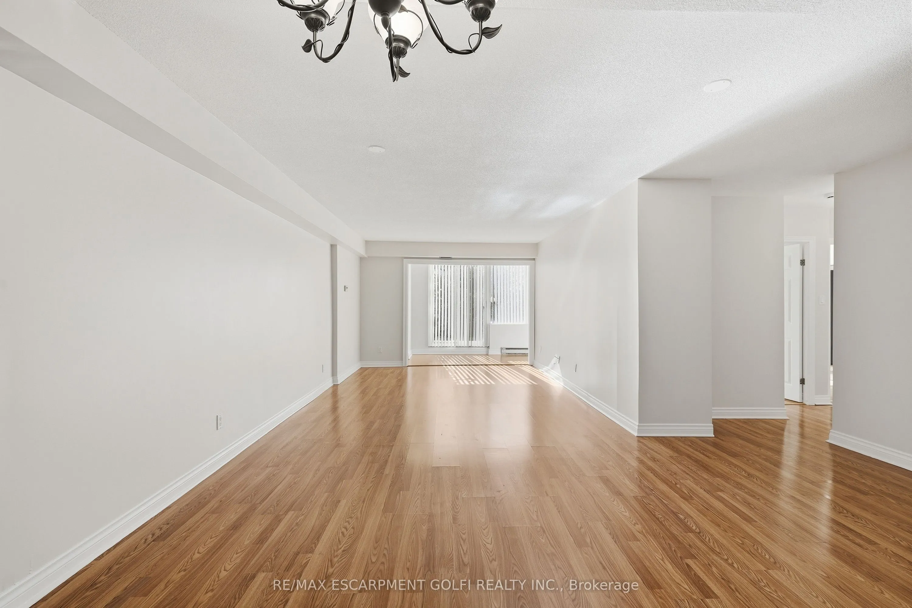7 Gale Crescent #B3