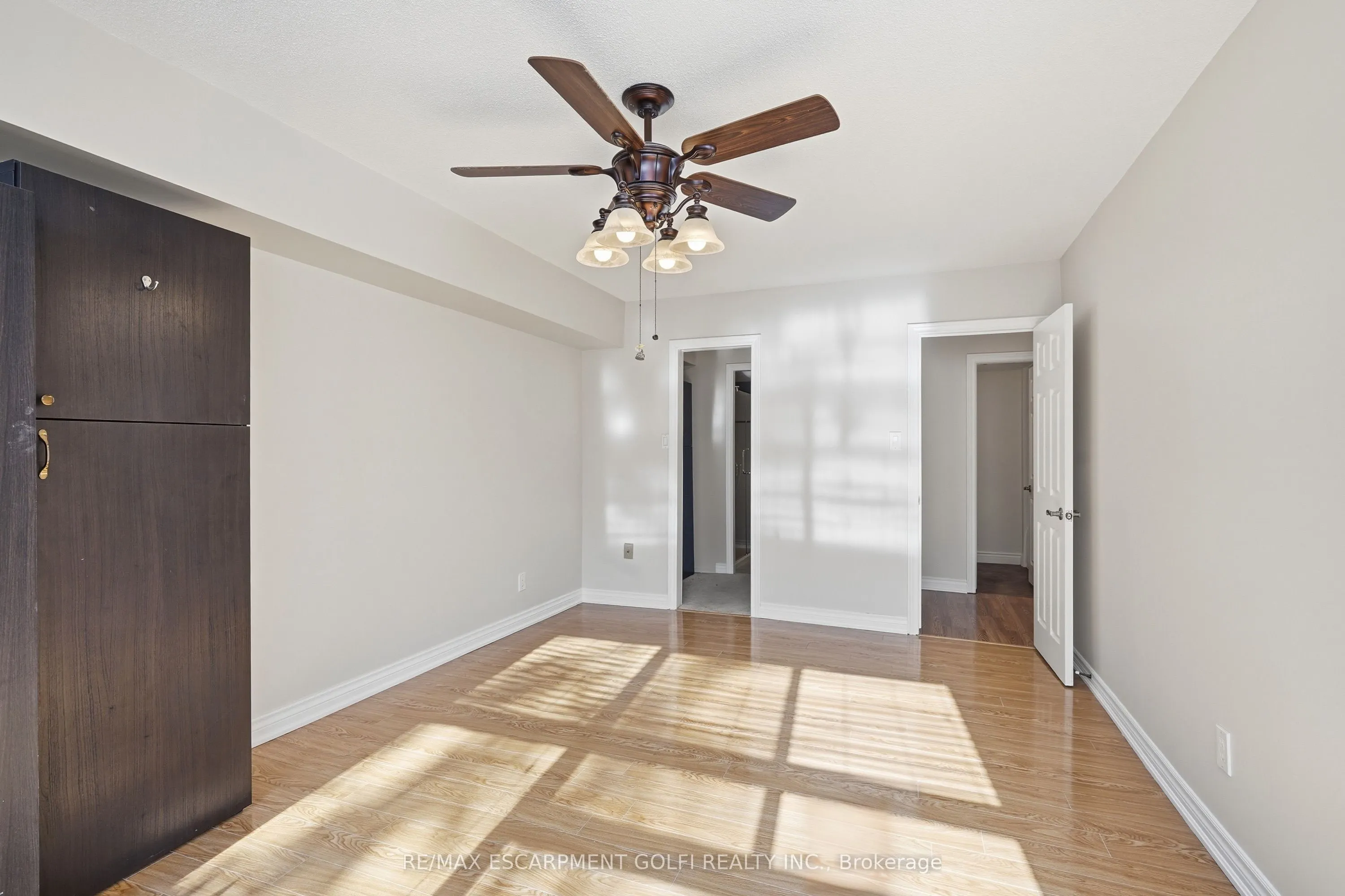 7 Gale Crescent #B3