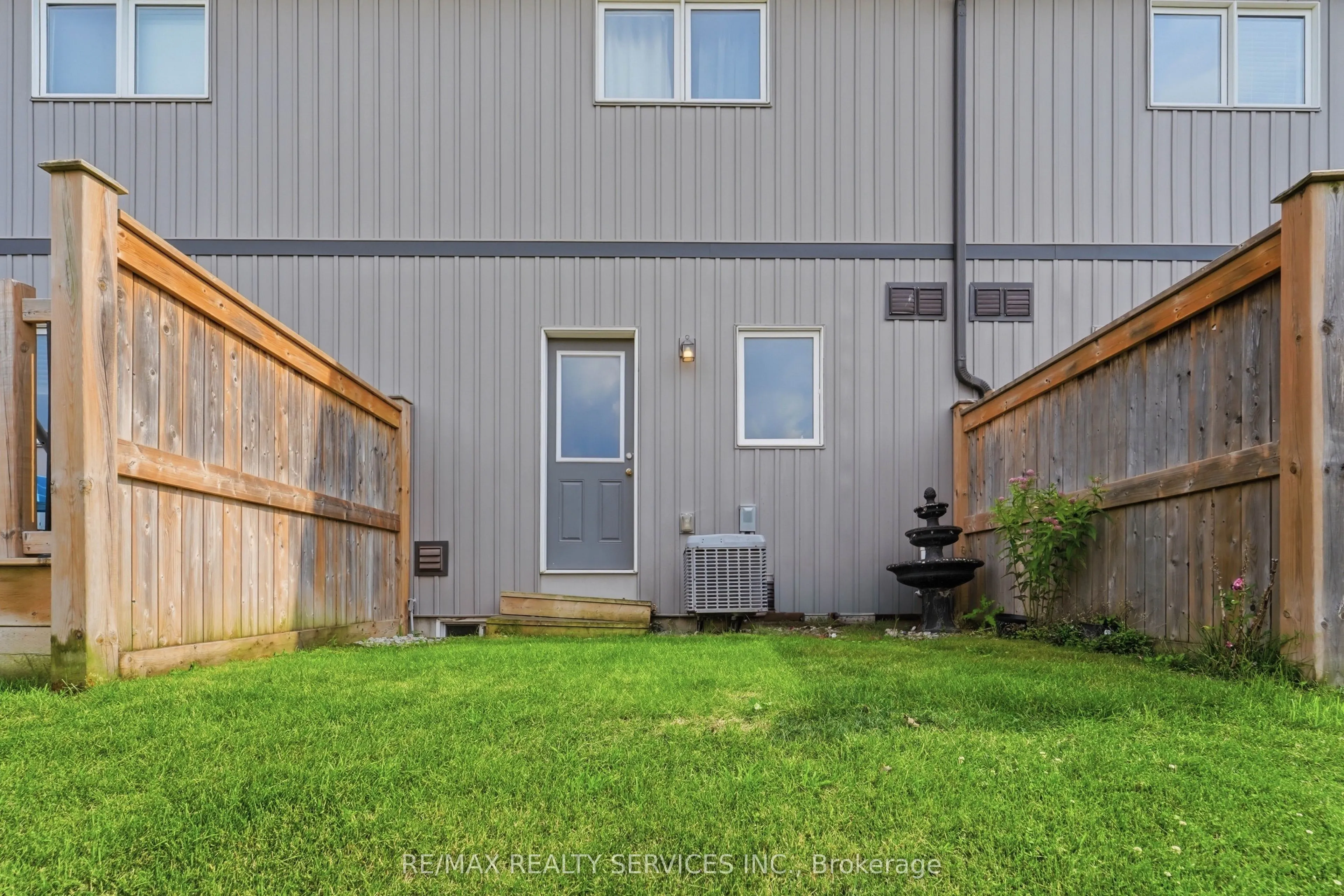 7768 Ascot Circle #5