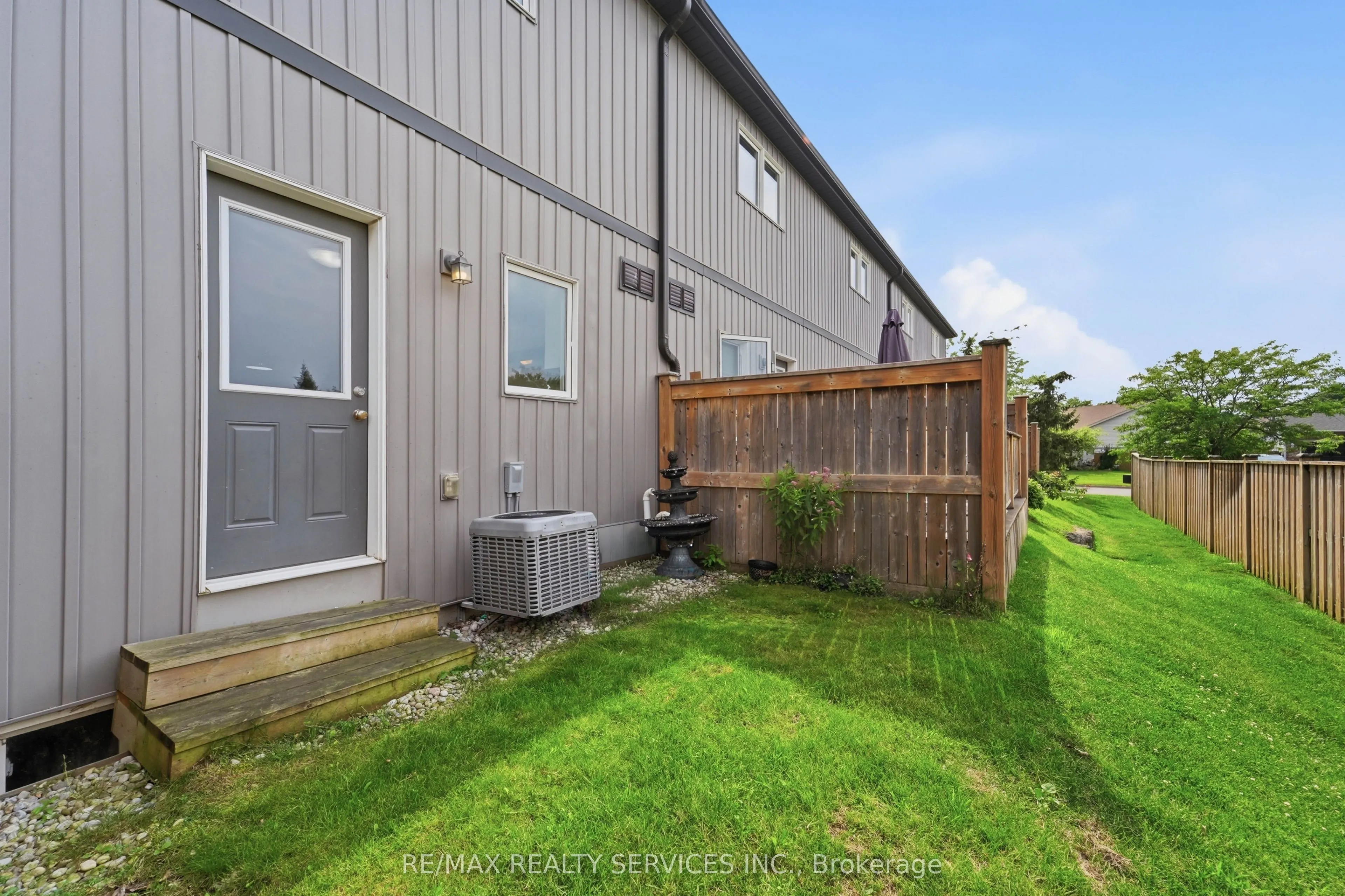 7768 Ascot Circle #5