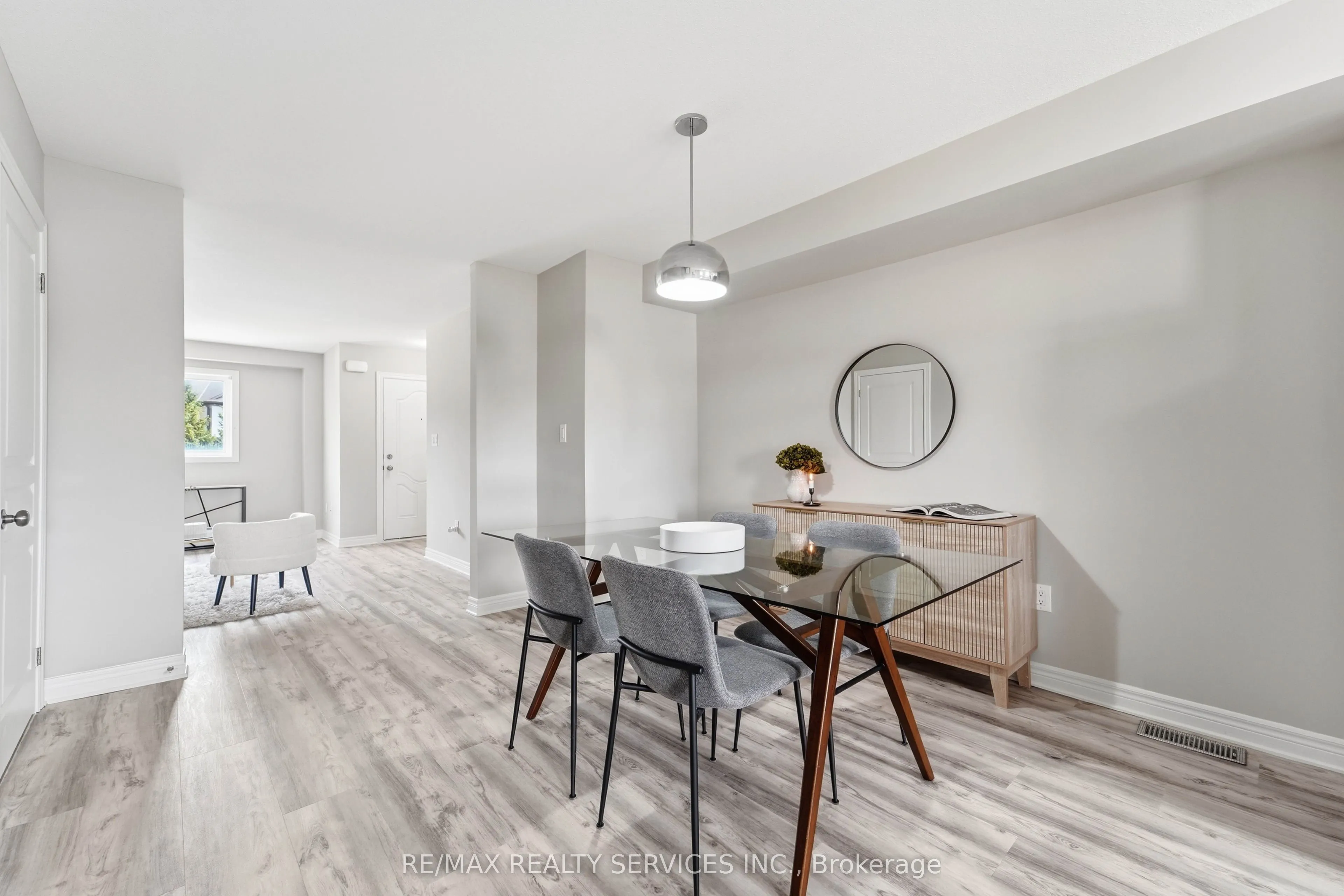 7768 Ascot Circle #5