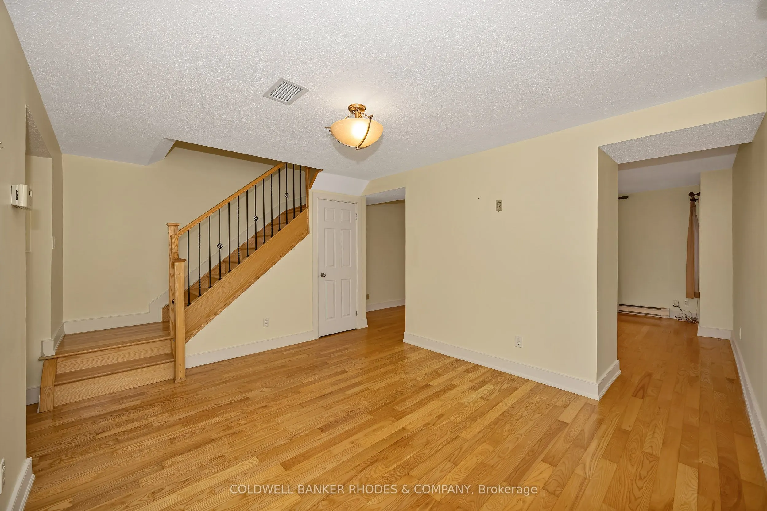 250 Fountain Place #122D
