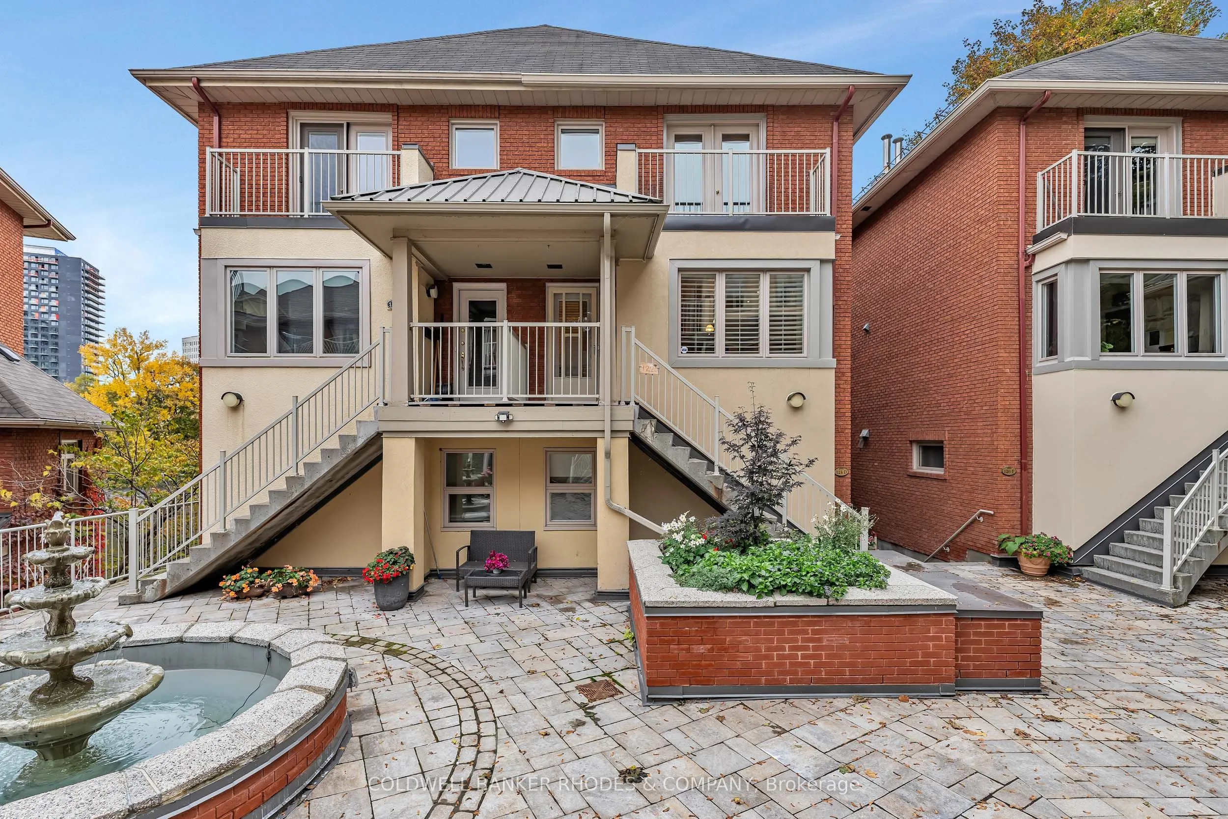 250 Fountain Place #122D