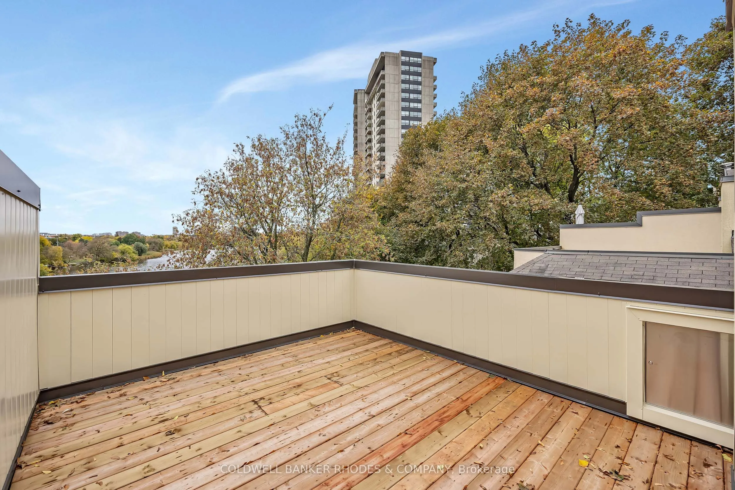250 Fountain Place #122D