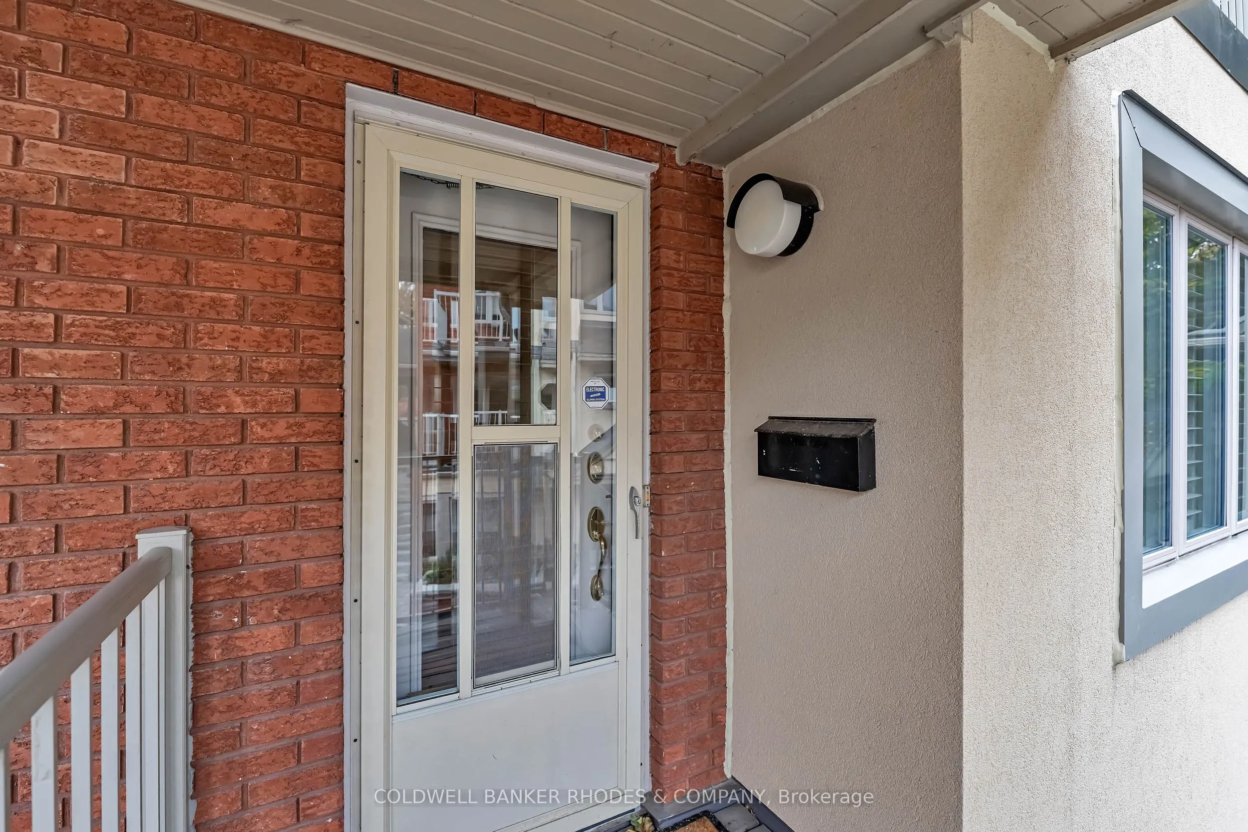 250 Fountain Place #122D