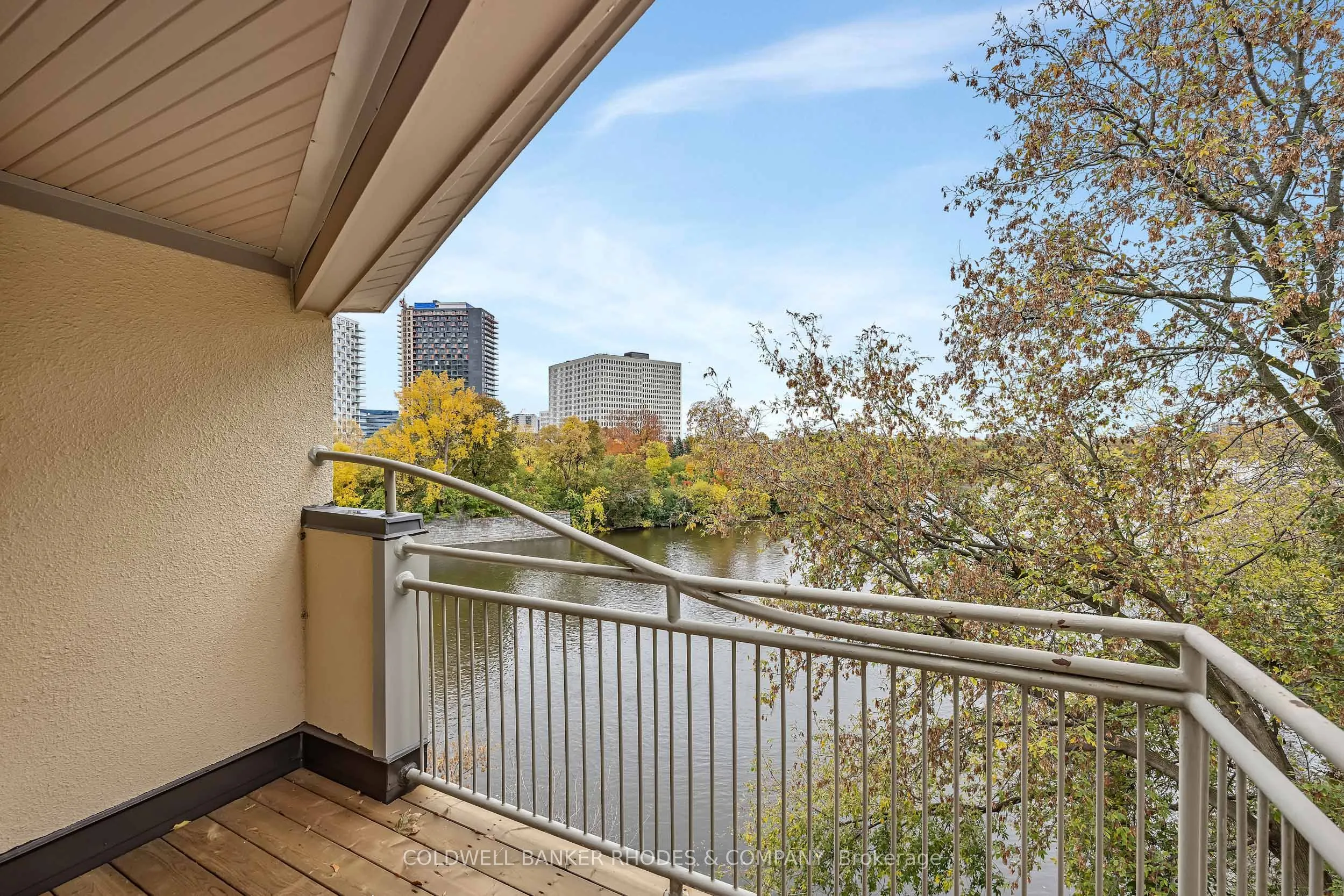 250 Fountain Place #122D