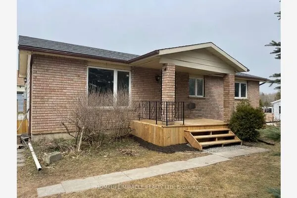 434 Main Street W