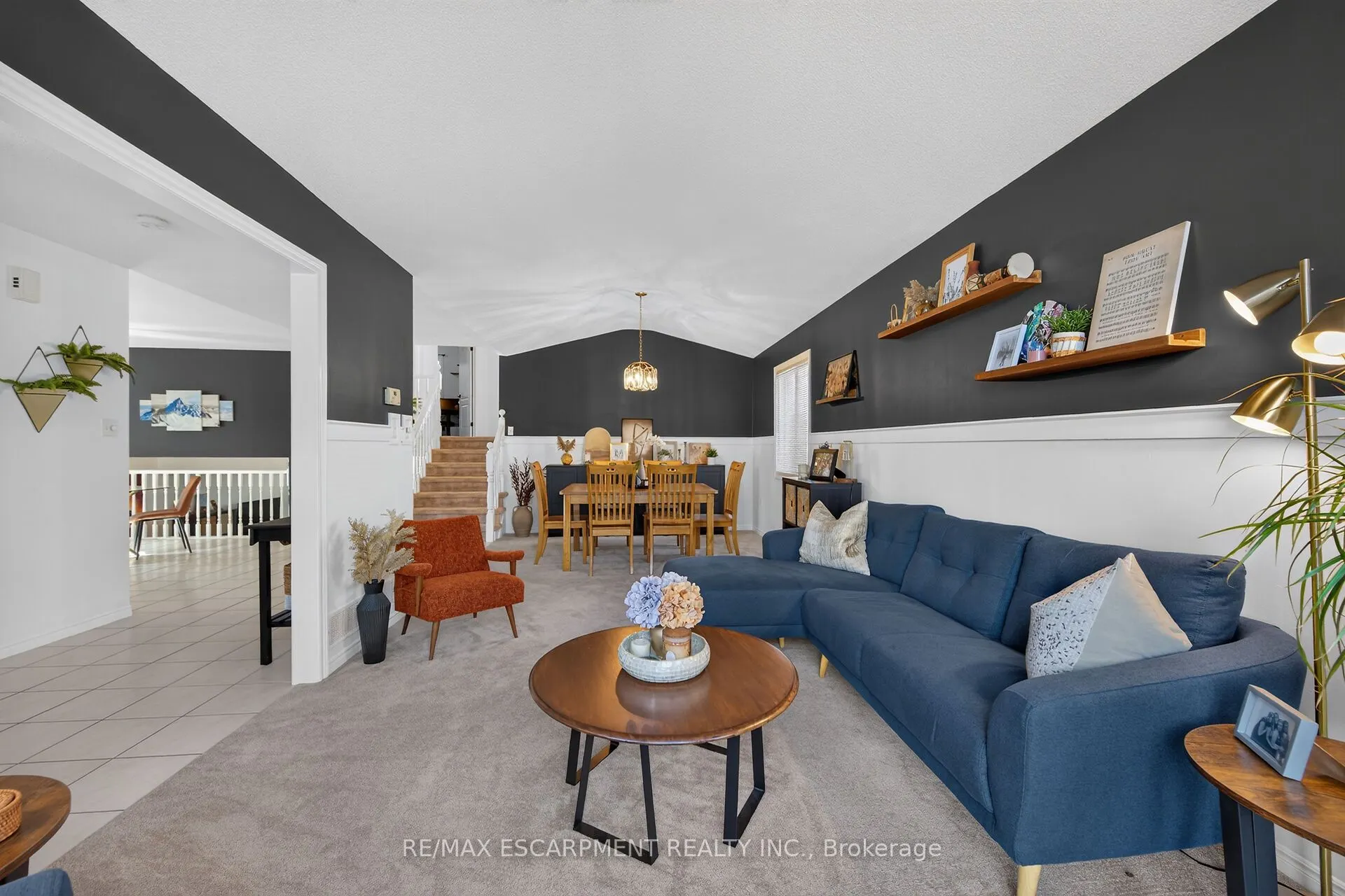 37 Glenhollow Drive