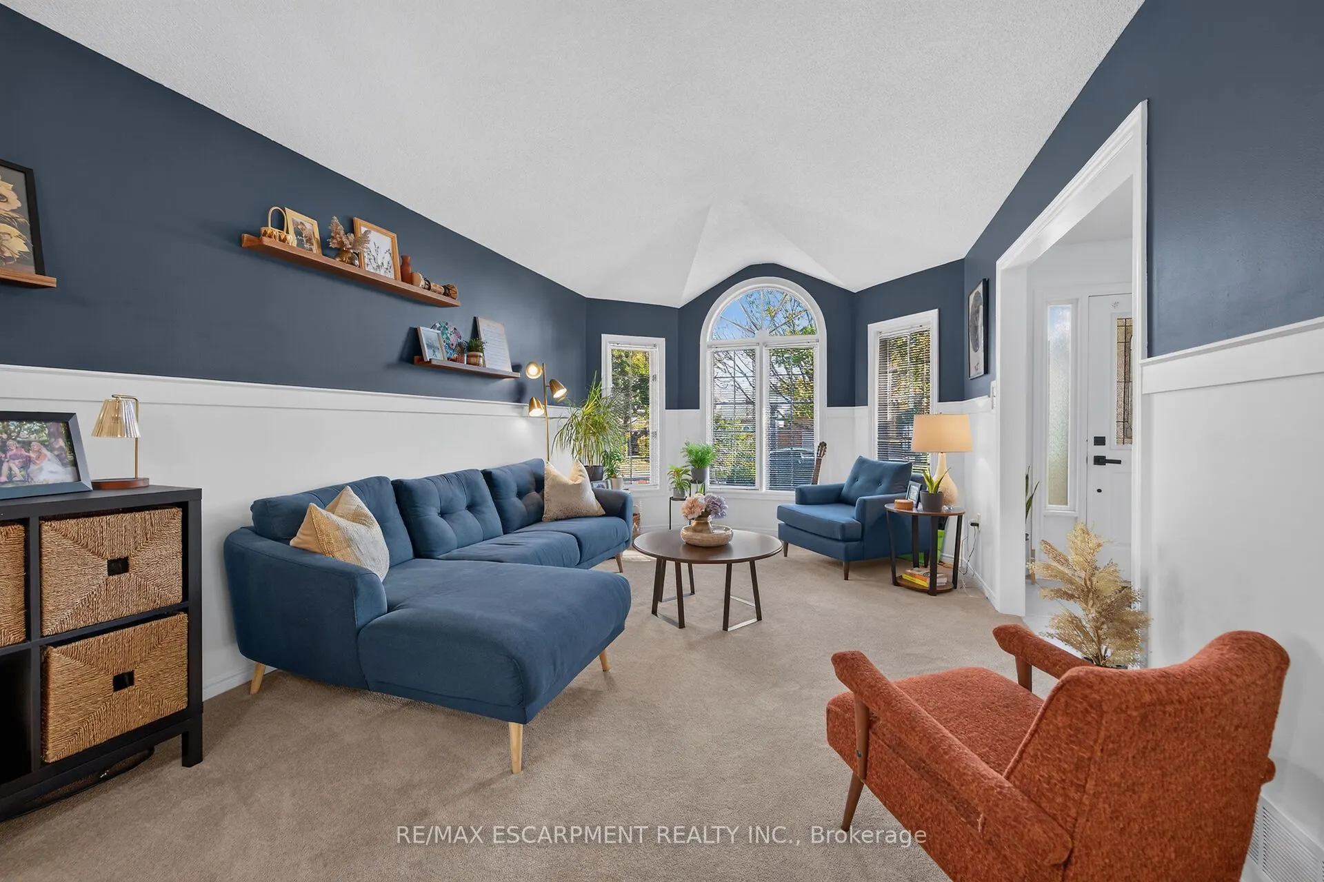 37 Glenhollow Drive