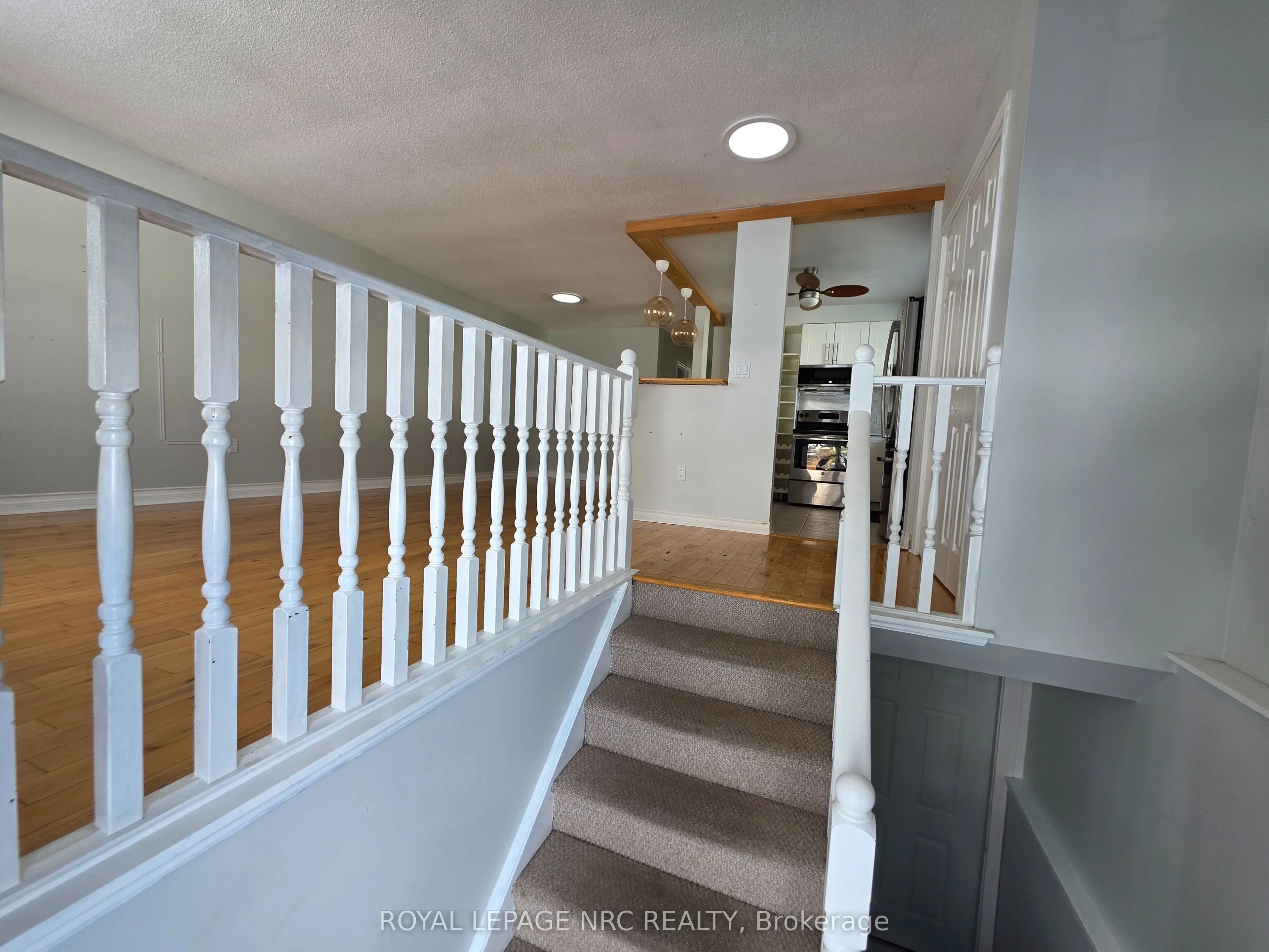 37 Fox Trail Drive
