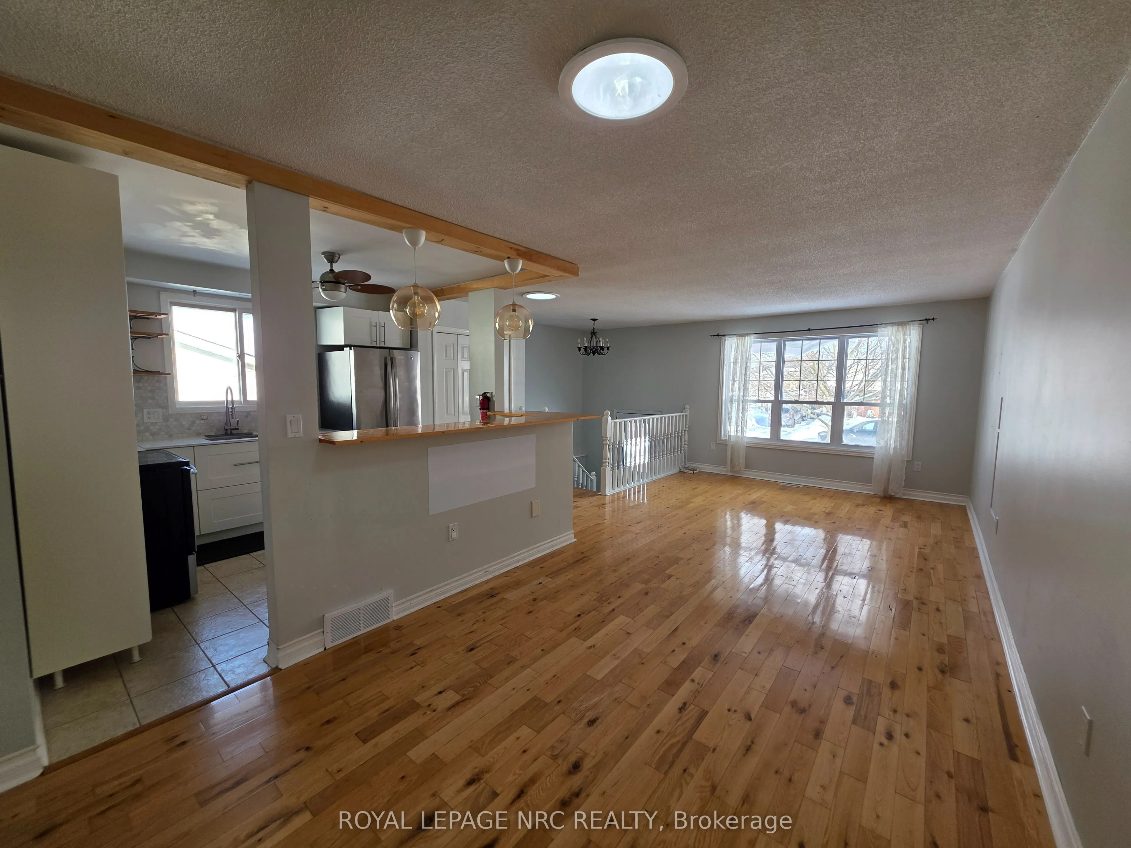 37 Fox Trail Drive