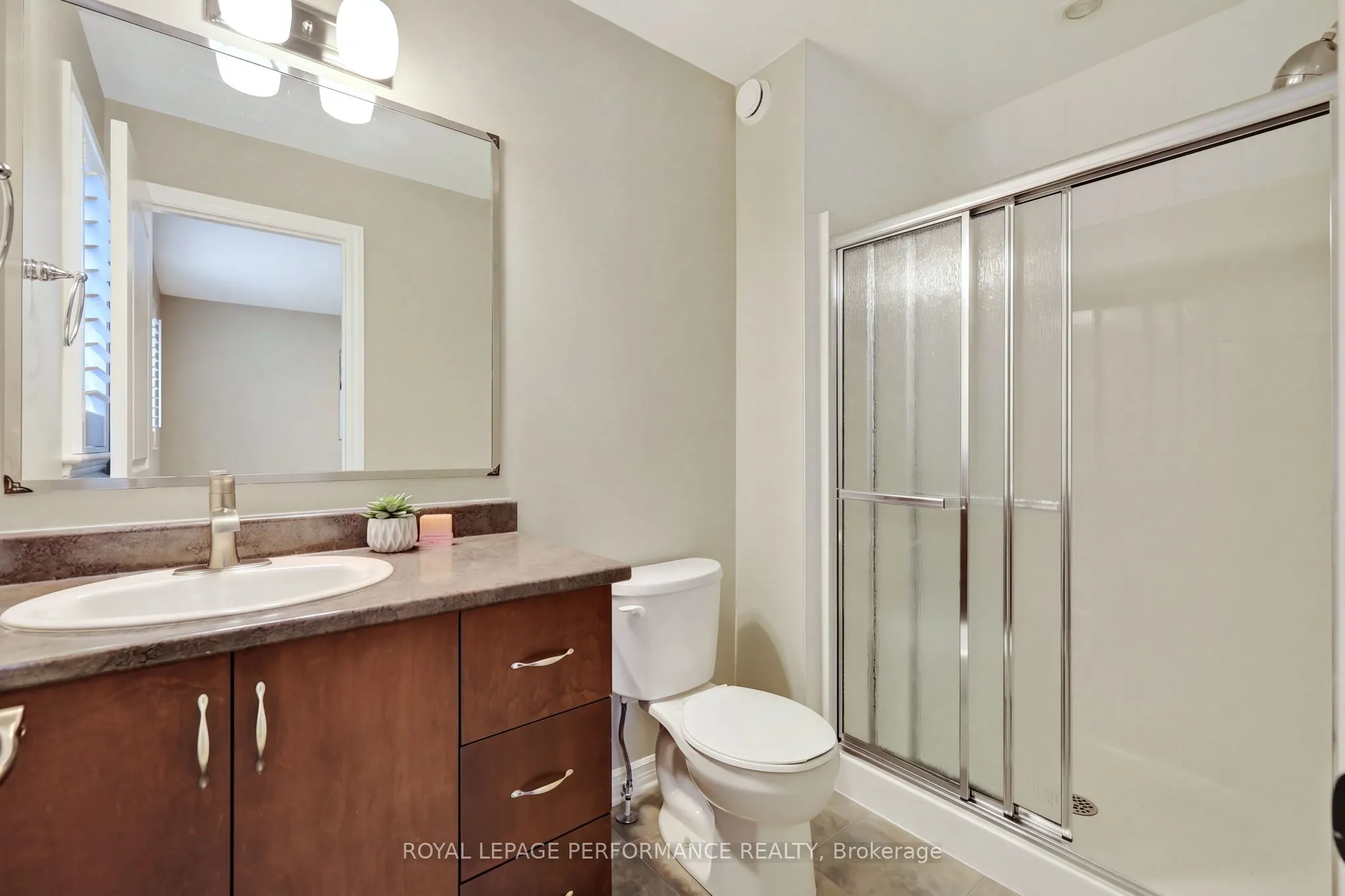 816 Azure Street