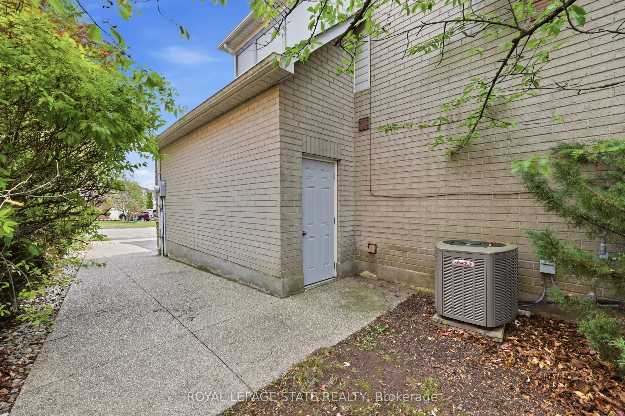 62 Anderson Court