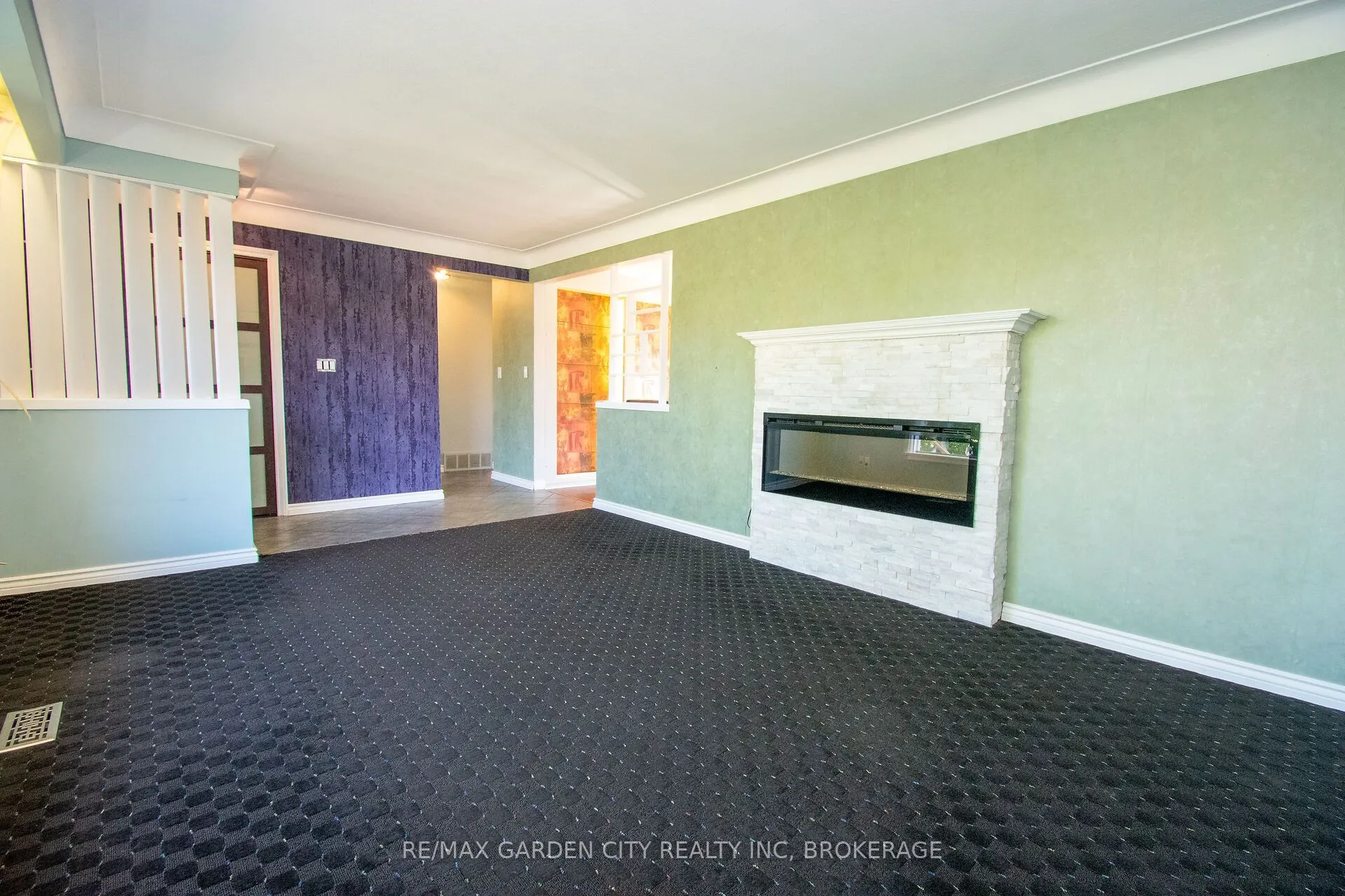 15 Karen Crescent